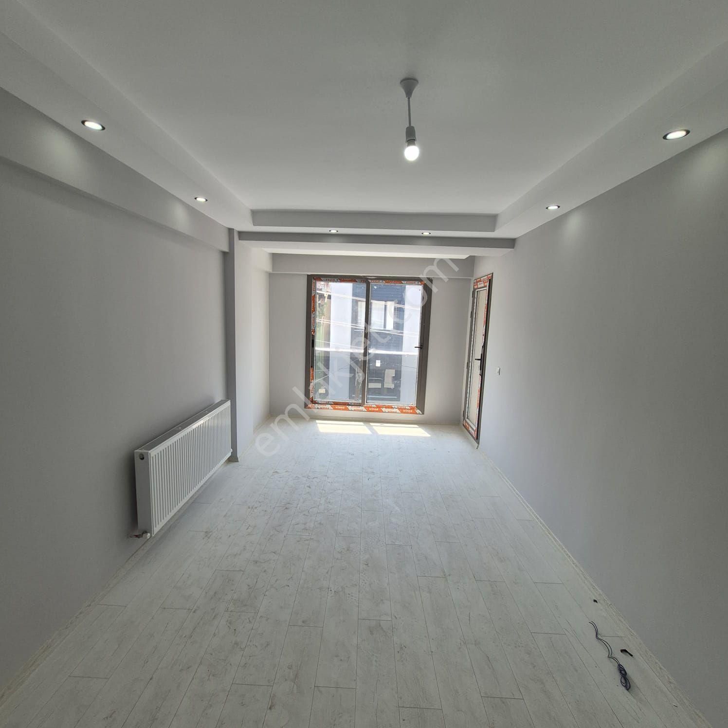 Kurtuluş Pazar Yeri Cıvarı 2+1 Satilik Daire
