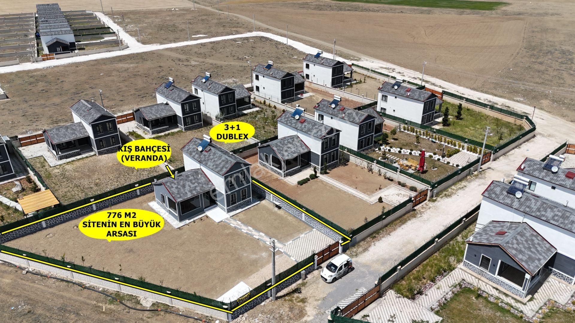 E.gökal Dublex ! Full Yapılı ! 3+1 ! K.hisar Tepe 776 M2 Arsa !