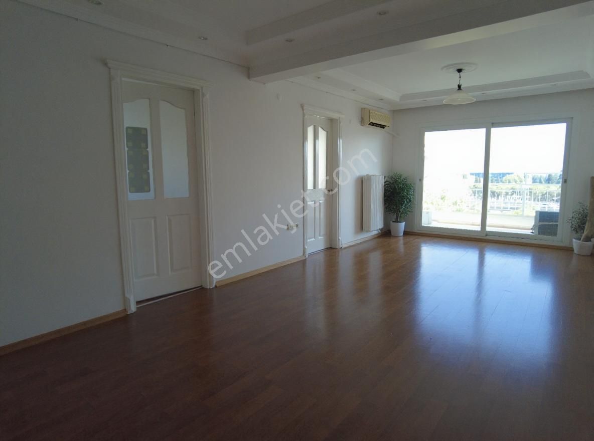 Kw Cobans'tan Fevzi Çakmak Caddesi Üzeri – Ata Apartmanı’nda 100m² Yenilenmiş Daire! - Görsel 6