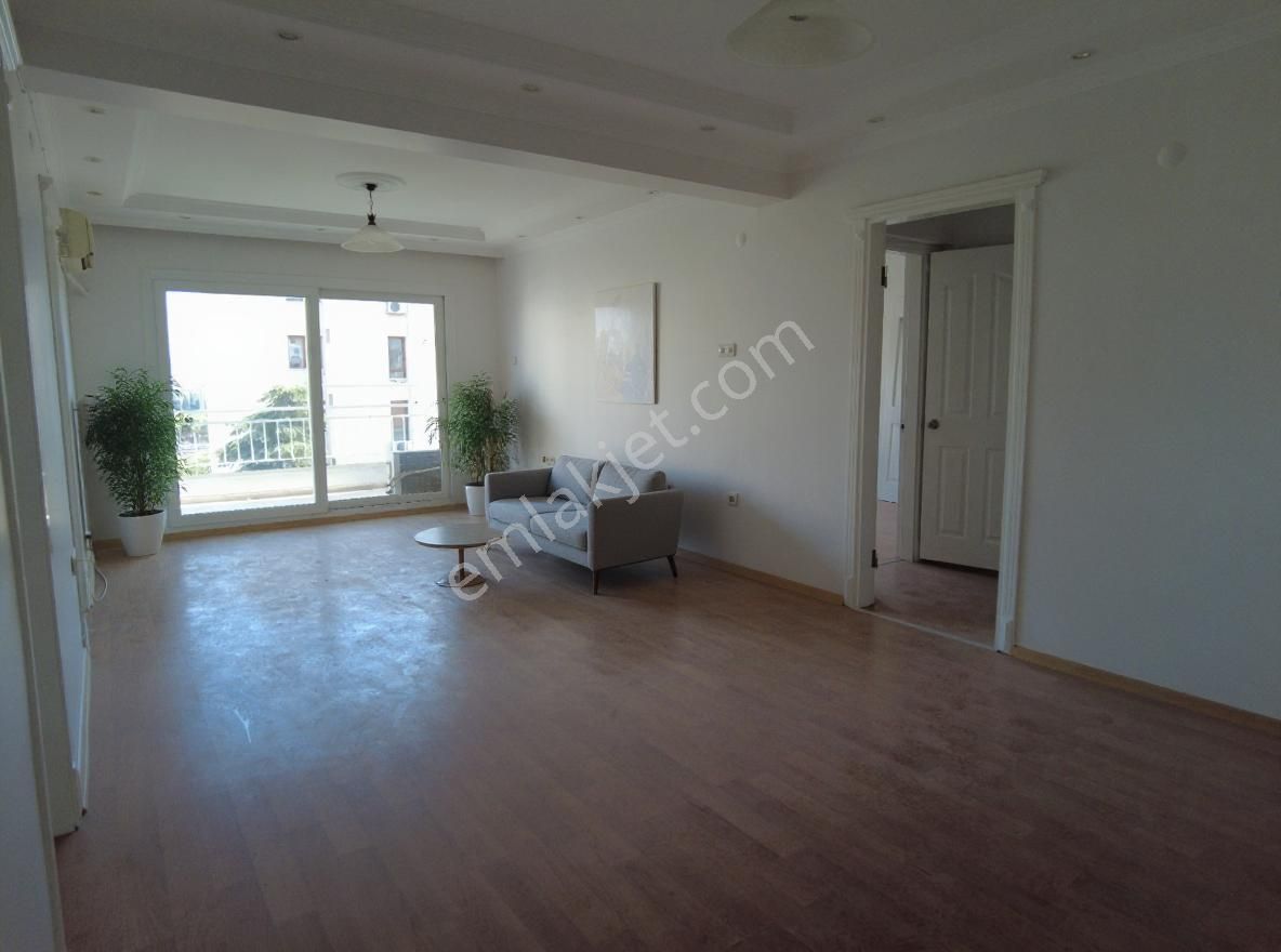 Kw Cobans'tan Fevzi Çakmak Caddesi Üzeri – Ata Apartmanı’nda 100m² Yenilenmiş Daire! - Görsel 7