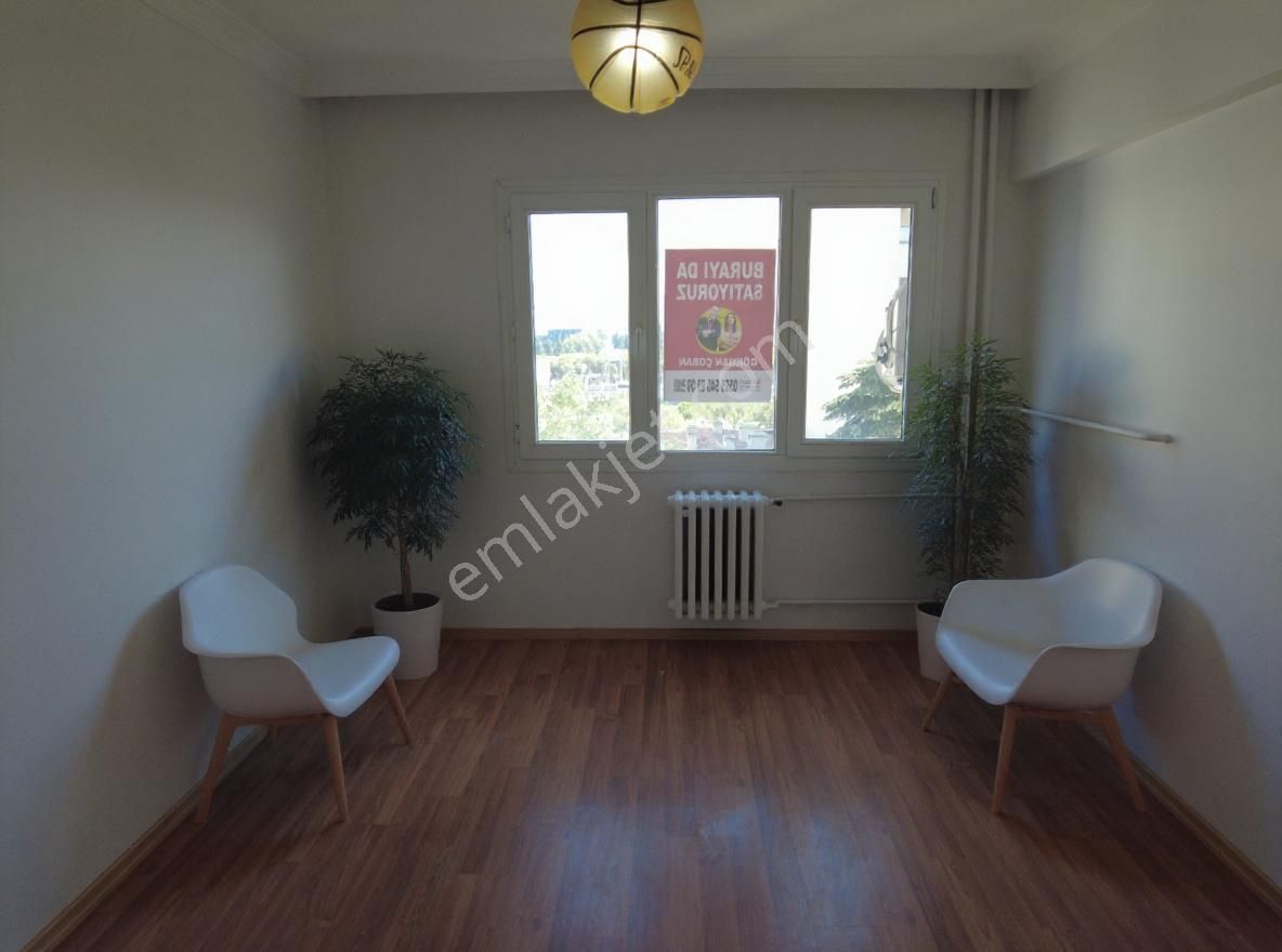 Kw Cobans'tan Fevzi Çakmak Caddesi Üzeri – Ata Apartmanı’nda 100m² Yenilenmiş Daire! - Görsel 10