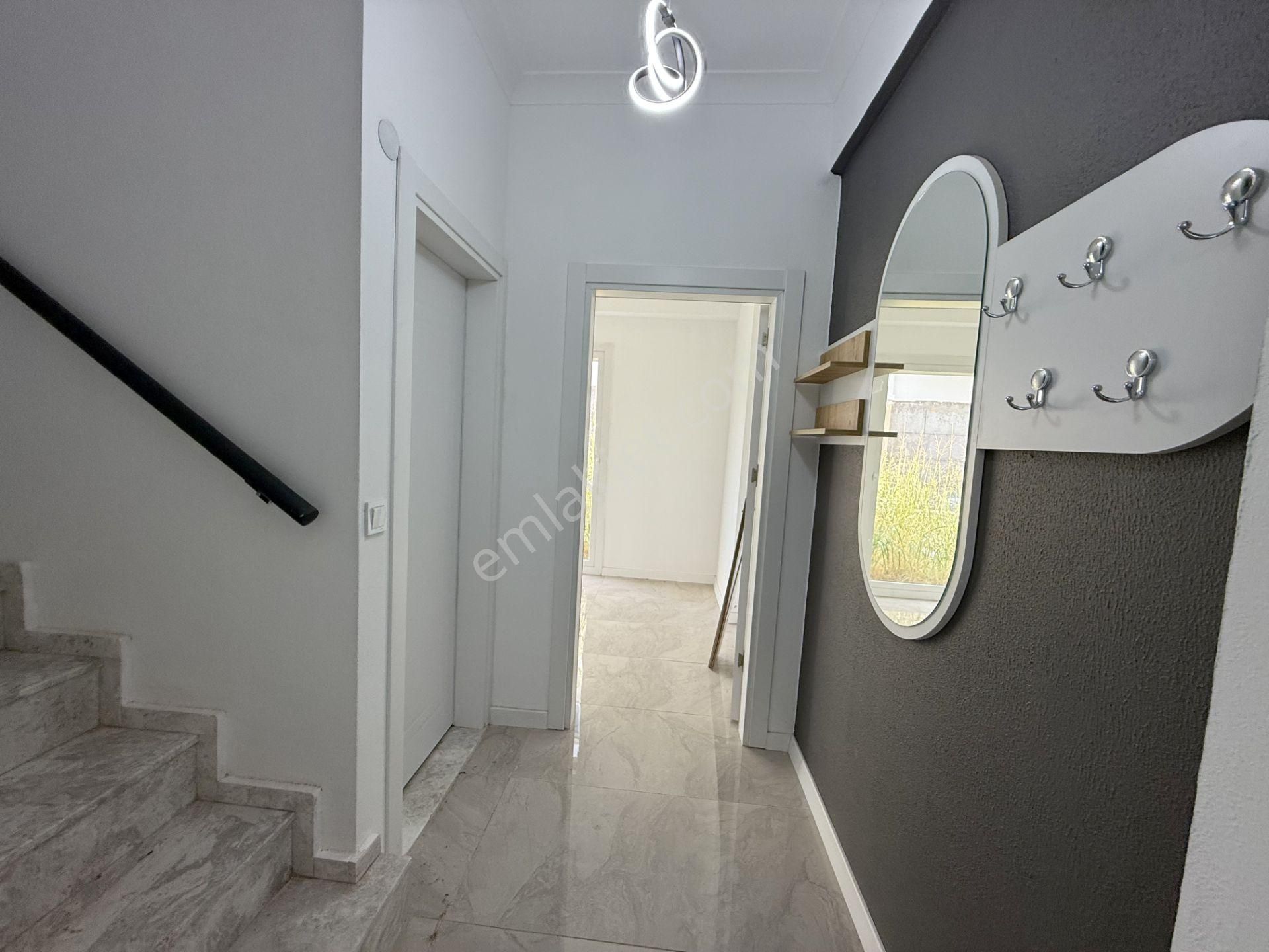 🟣güç Gayrimenkul'den Güre'de Kazdağları Manzaralı Geniş Bahçeli Sıfır Satılık 3+1 Villa - Görsel 26