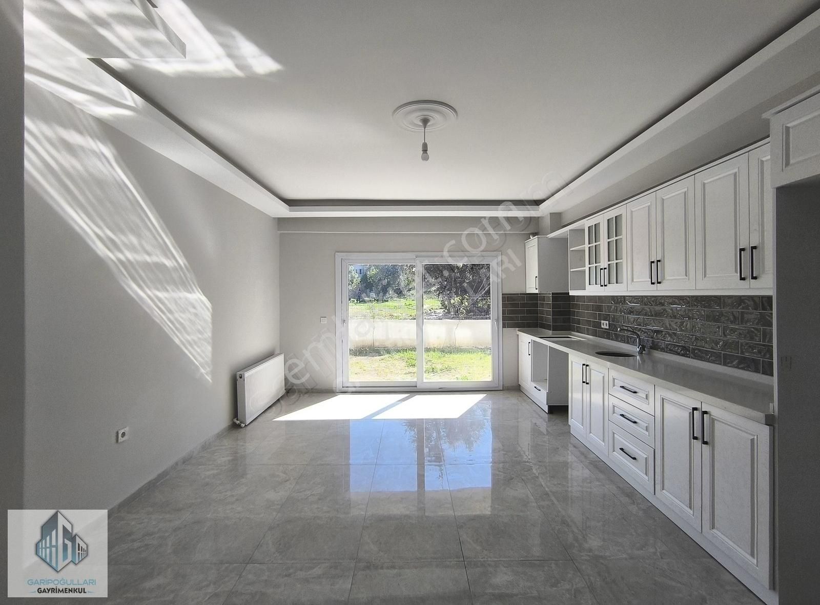 Garipoğulları'ndan Bahçeli 2+1 Modern Daire
