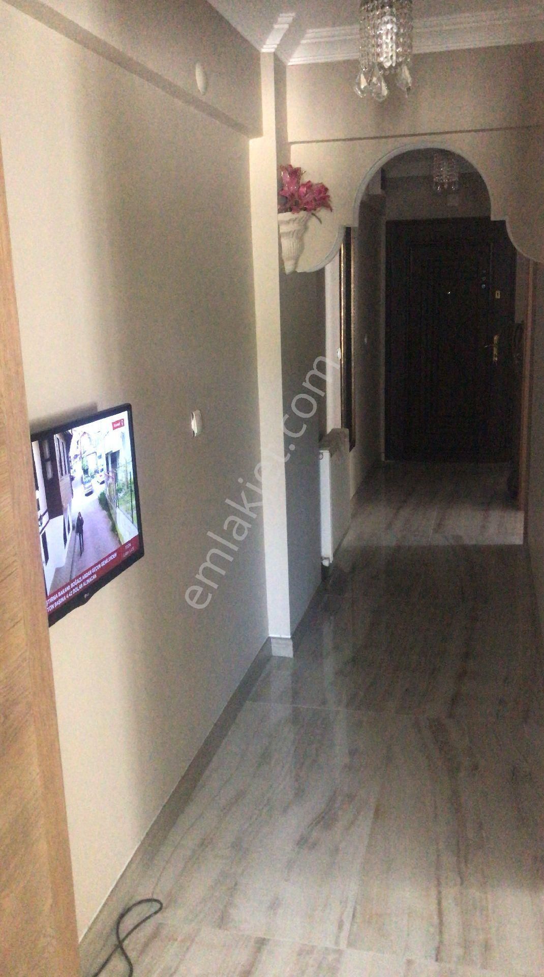 Sarımsaklı'da Komple Yenilenmiş Masrafsız Daire - Görsel 19