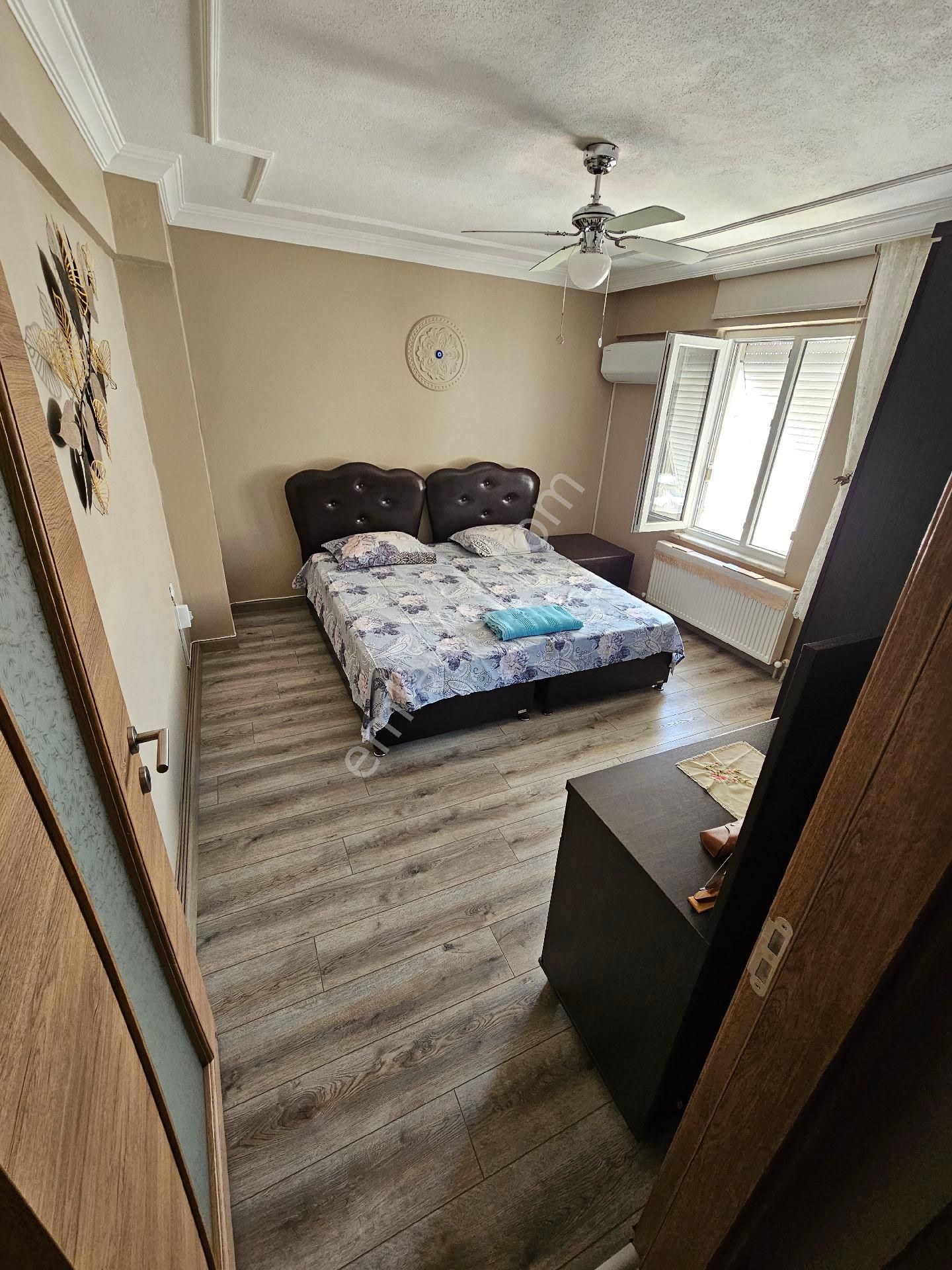 Sarımsaklı'da Komple Yenilenmiş Masrafsız Daire - Görsel 22