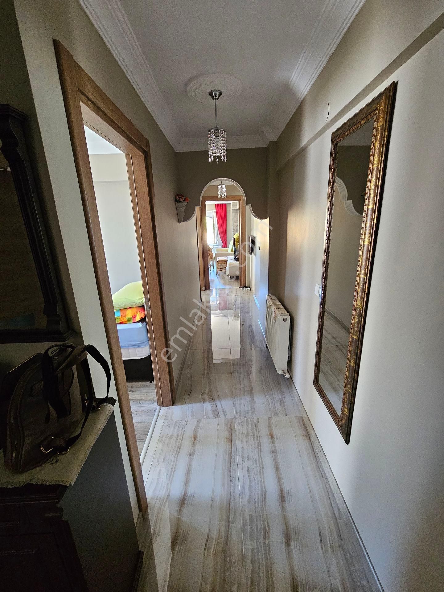 Sarımsaklı'da Komple Yenilenmiş Masrafsız Daire - Görsel 26