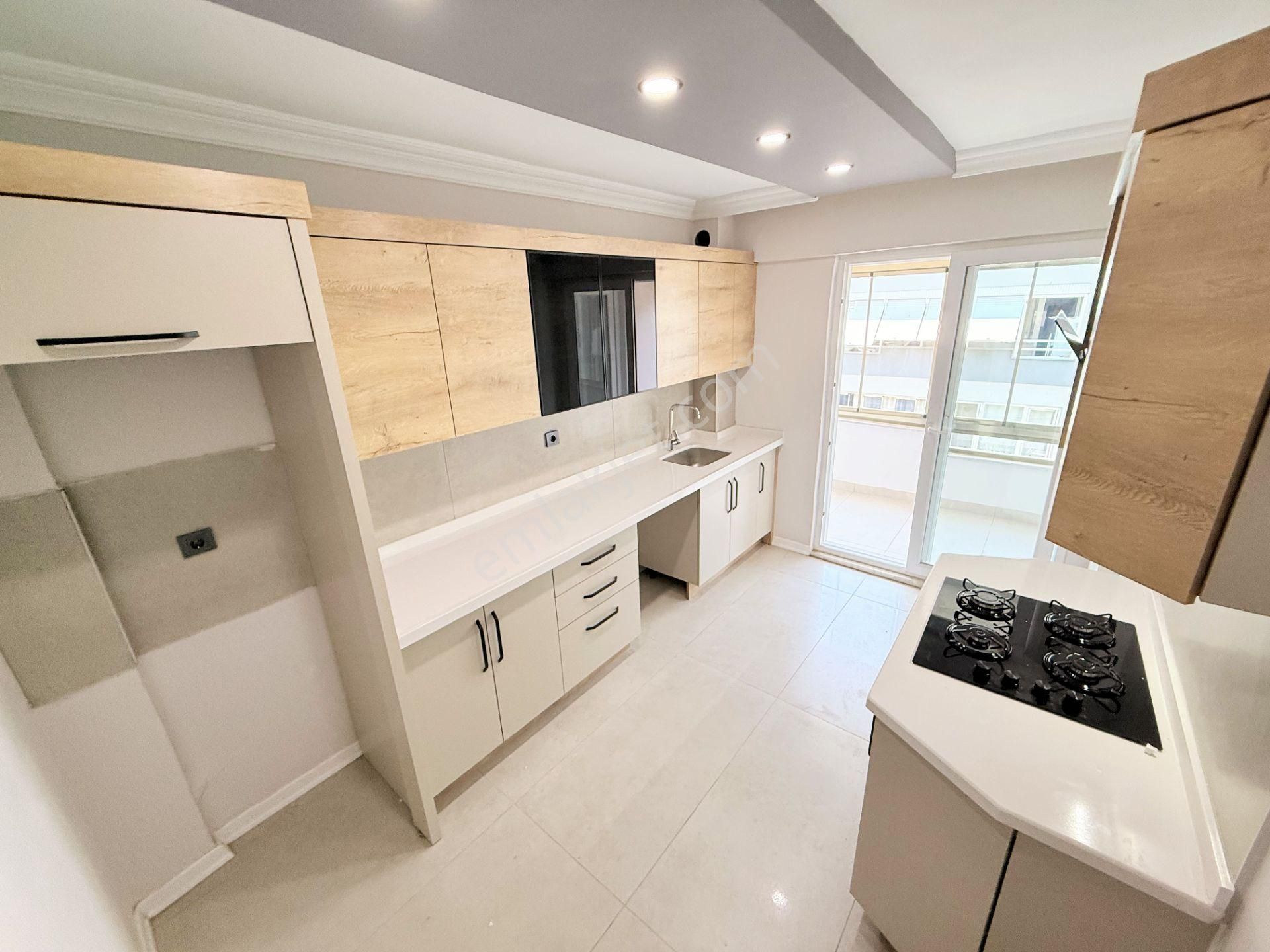 Utku Emlak'tan Altınkum'da Asansörlü Full Yapılı 3+1 Lüks Daire