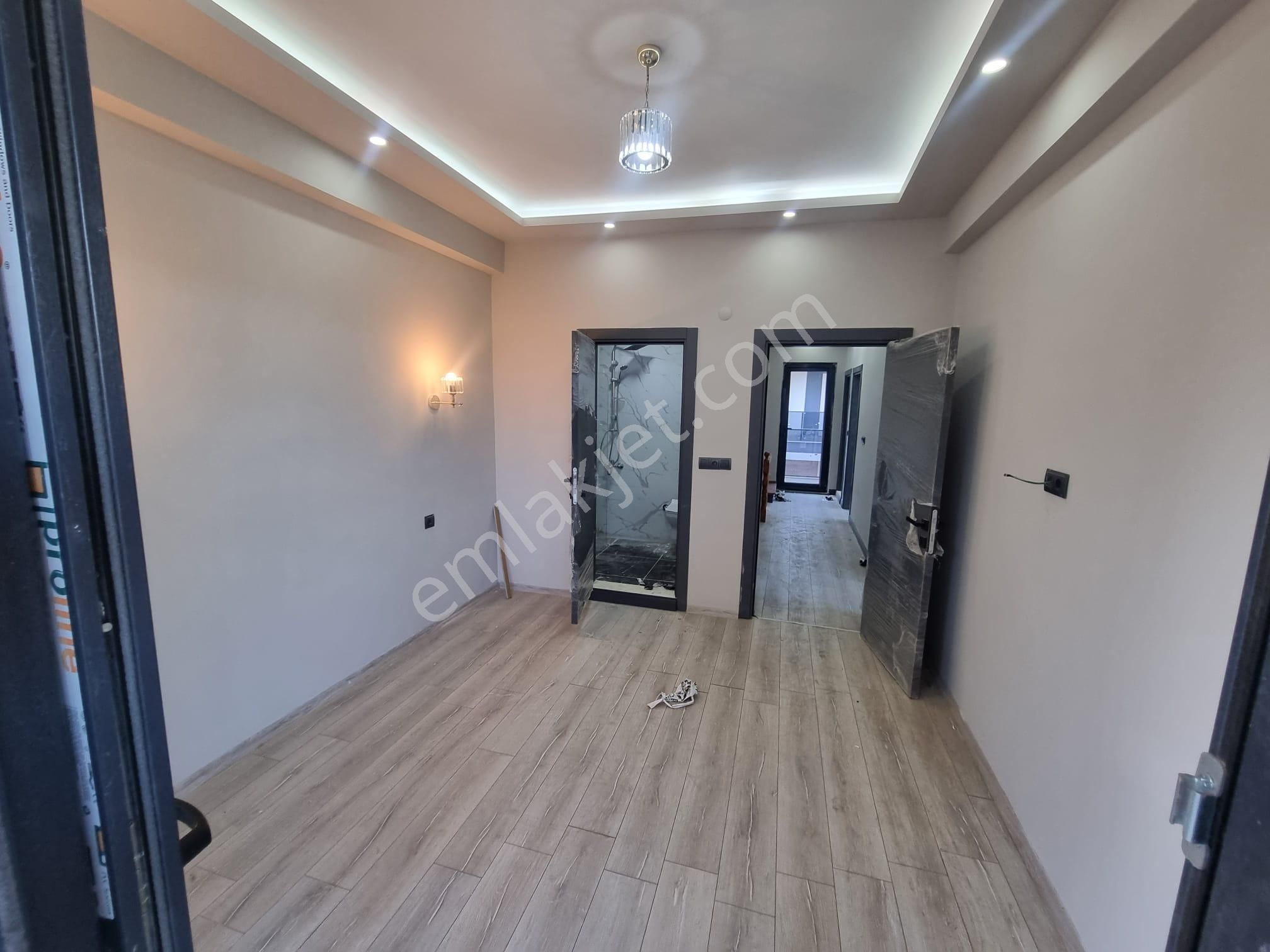 Doğayla İç İçe Modern Havuz Ve Bahçe Keyfi 5+1 Villa - Görsel 34