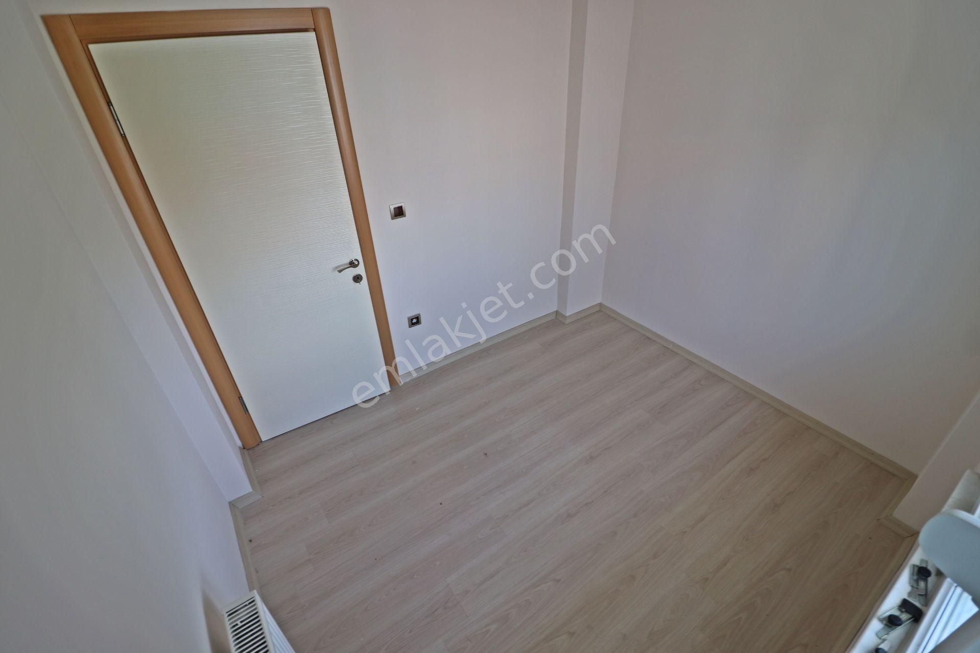 Irmaksudan Güre De Tam Bağımsız Site İçinde Satılık 3+1 Villa - Görsel 24