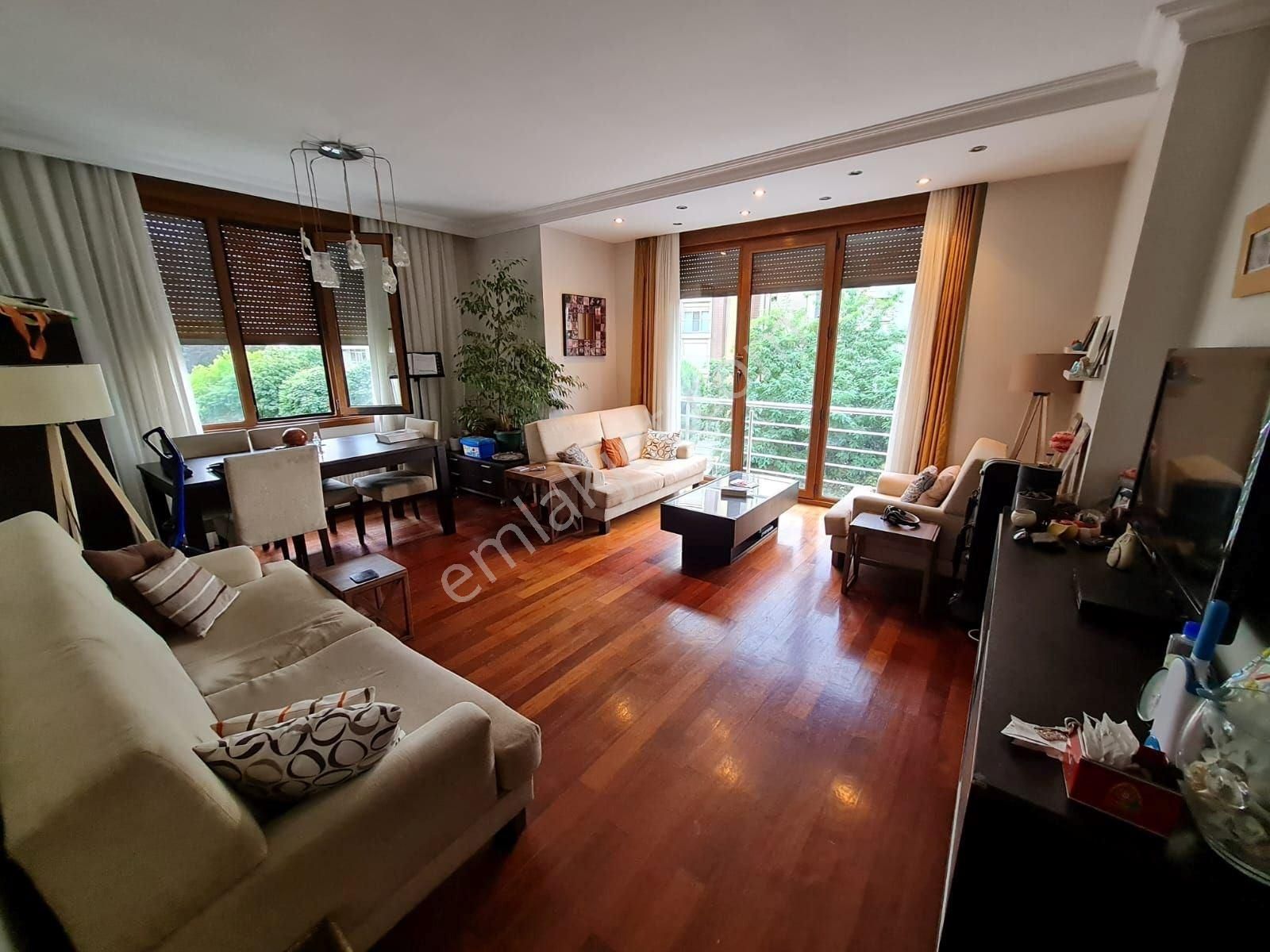 Fenerbahçe Ordu Evi - Ayanoğlu Caddesi Üzerinde Kiralık 3+1
