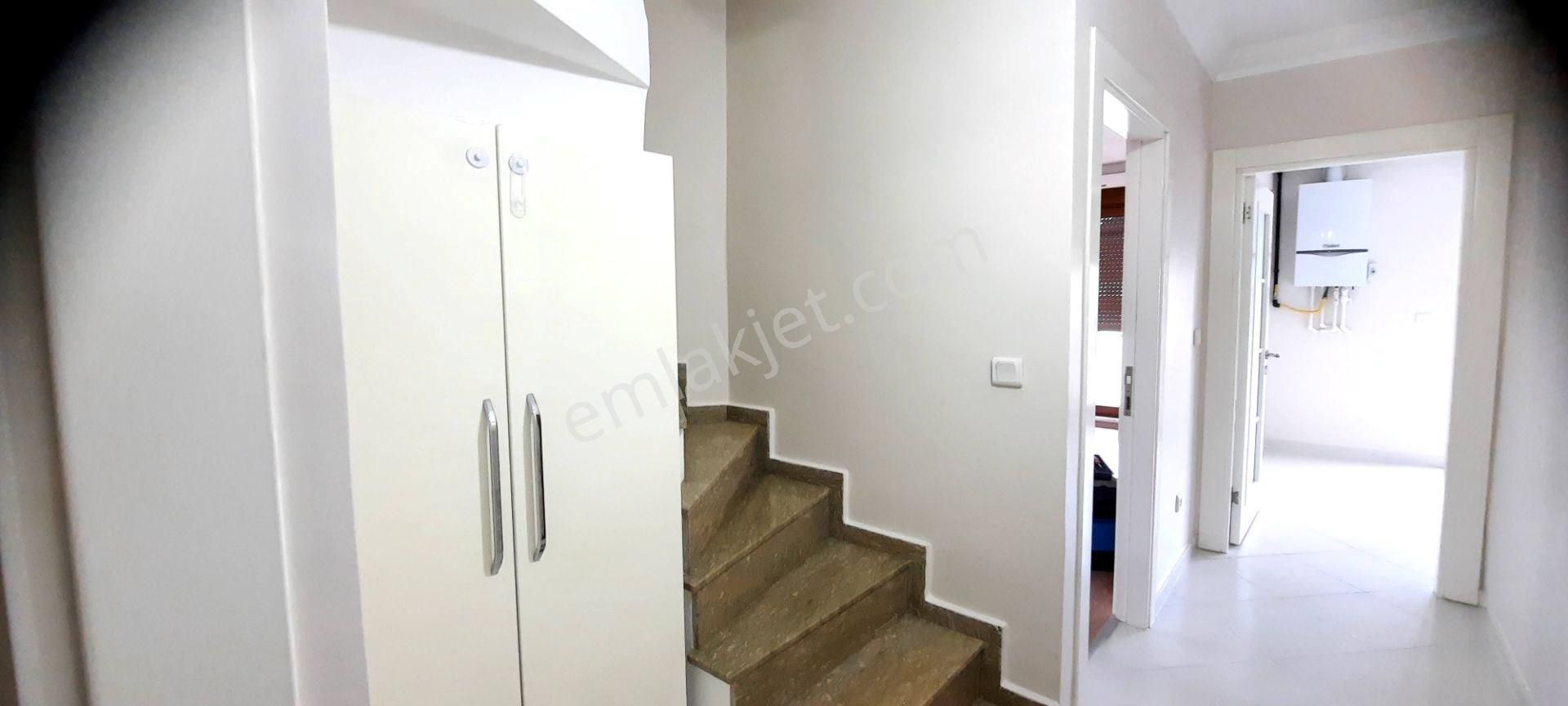 Üsküdar Ferah Mah Köşe 3+2 Satılık Dubleks Enta Emlak - Görsel 23