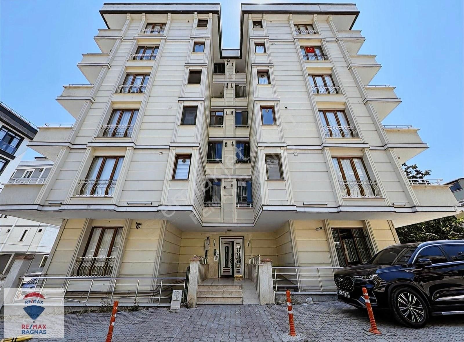 Ekşioğlu Mh 3 Cephe 3 Balkon Ara Kat 2+1 85 M2 Kiralık Daire