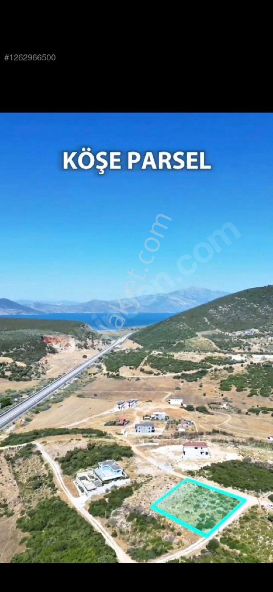 Ak-yeniköyde 595m2 Satılık Arsa