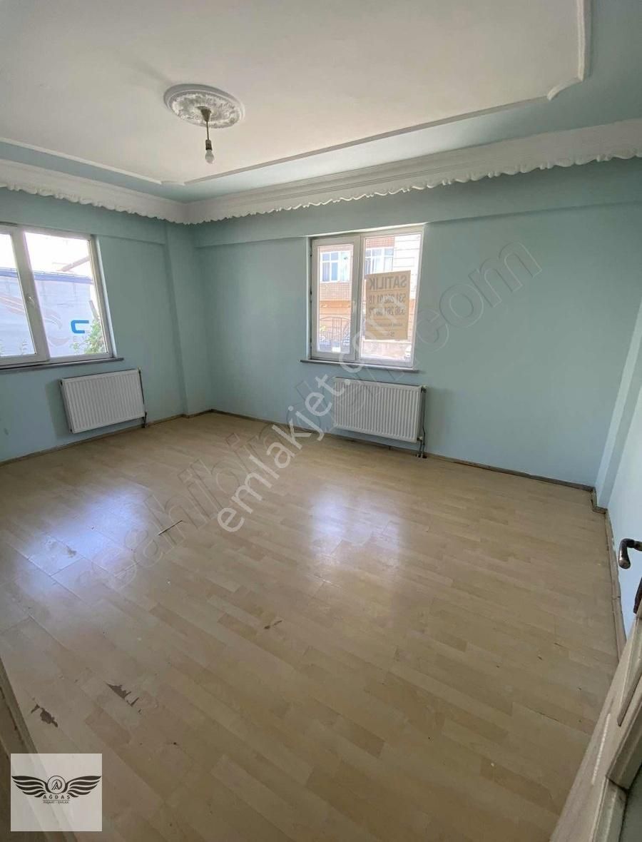 Merkezi Konumda 2+1 Balkonlu İskanlı Ön Cephe Yüksek Giriş - Görsel 23