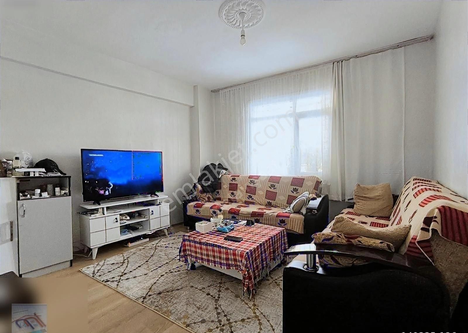 Küçükçekmece Yeşilovada Satılık 90.m2.daire.2+1-2.000.000.tl