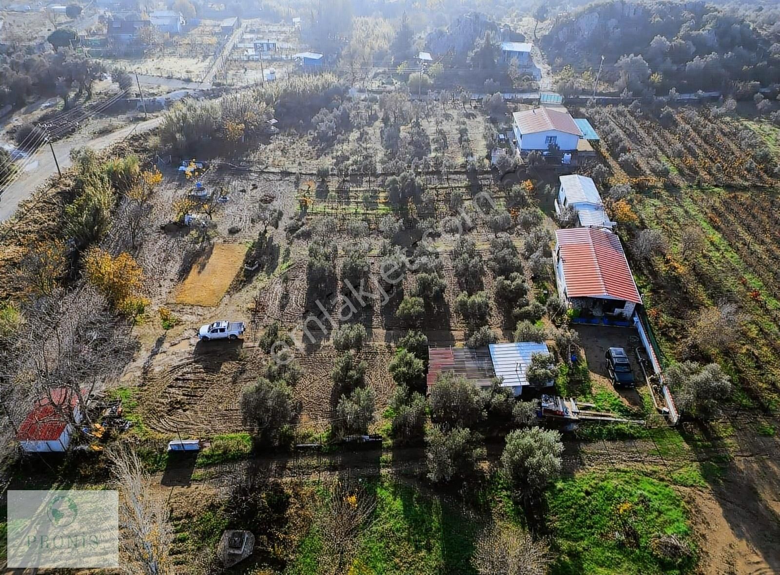 Dereköy'de 5 Dönümde Kurulu Ev Ve Bahçe - Görsel 29