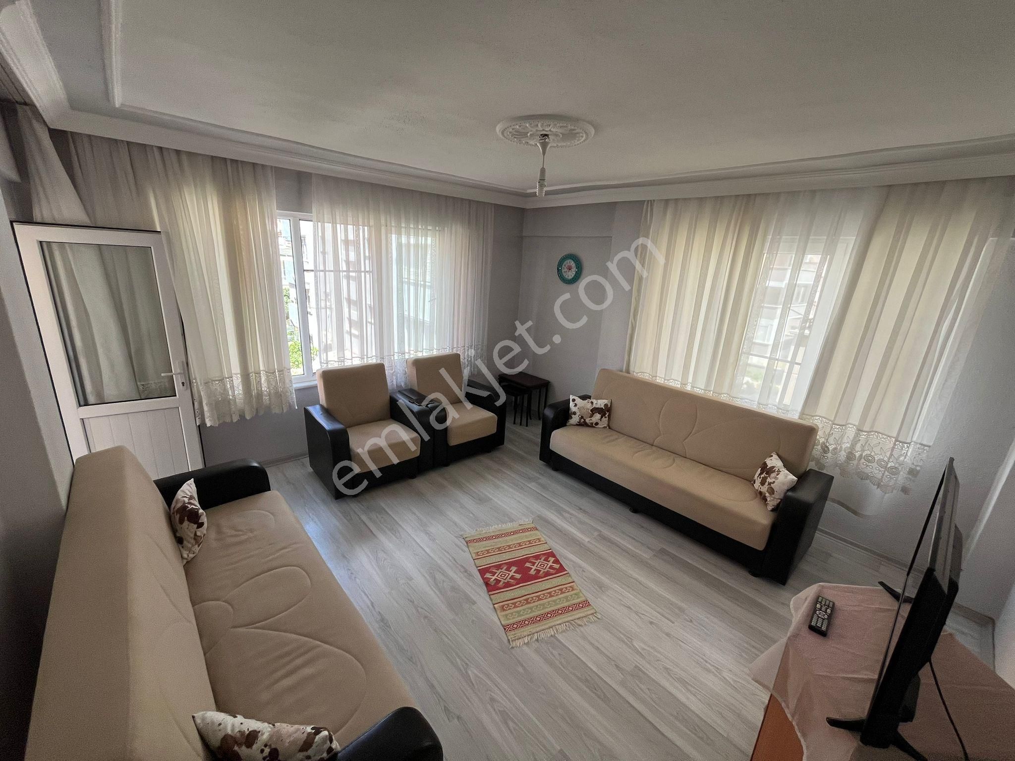 Akçay Köşemden Denize 200 Metre 2+1 Kiralık Daire