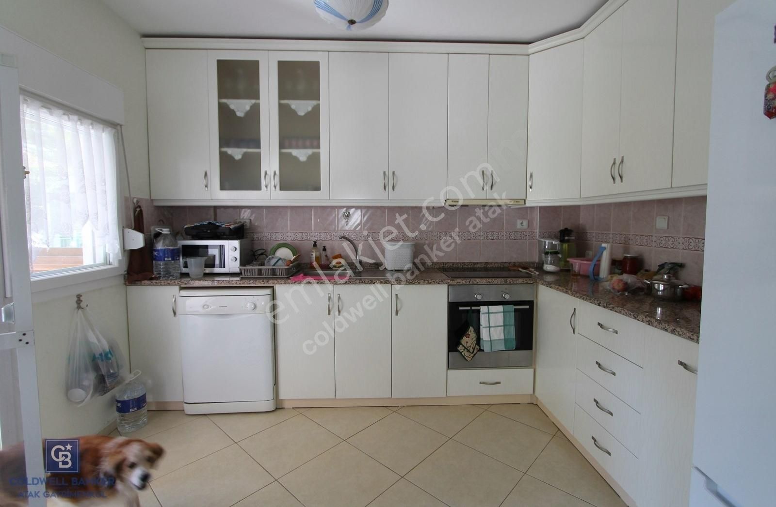 Urla Çeşmealtı 'nda Satılık Villa Yelken Kulübünün Komşusu - Görsel 25