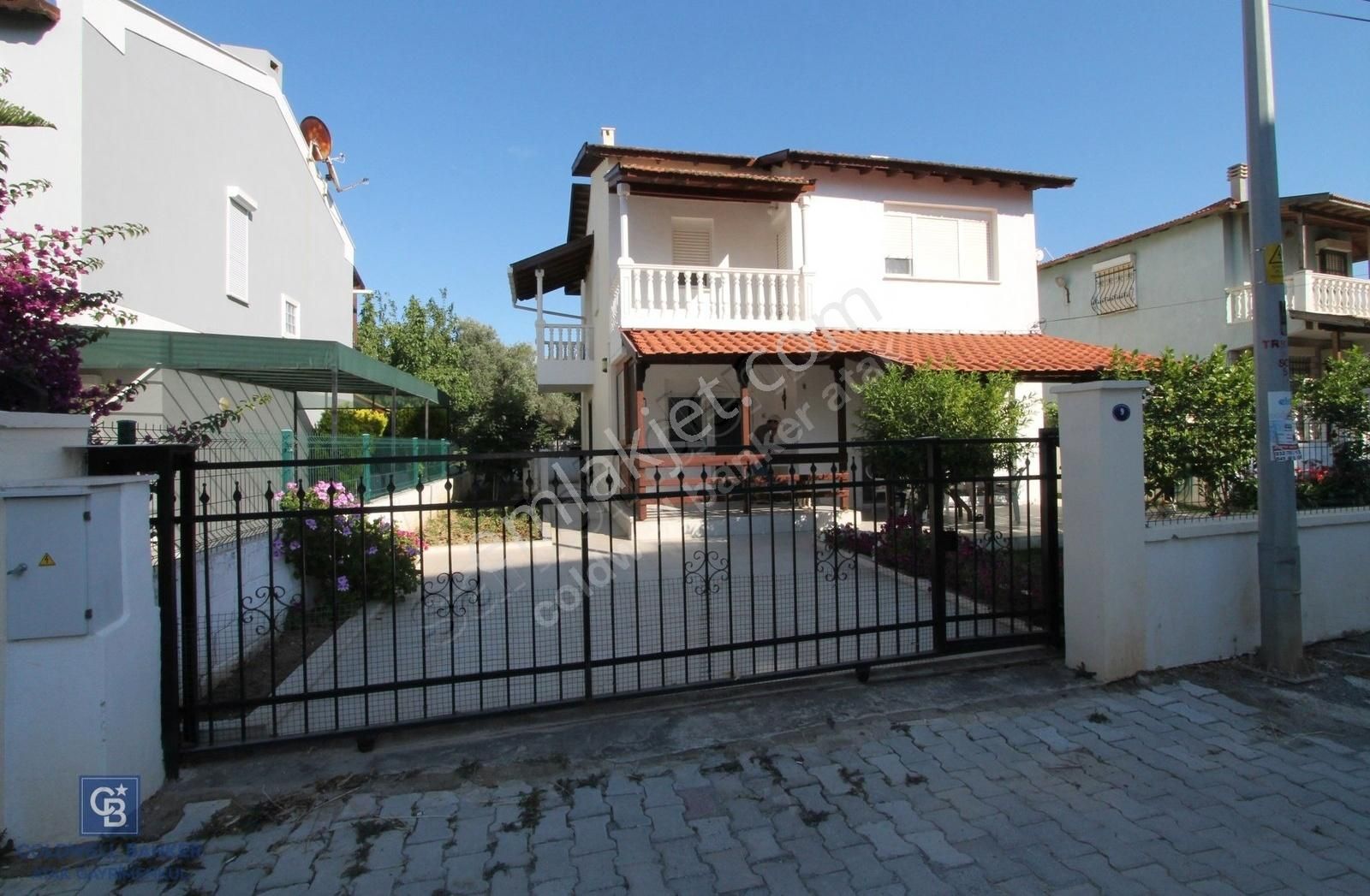 Urla Çeşmealtı 'nda Satılık Villa Yelken Kulübünün Komşusu - Görsel 22