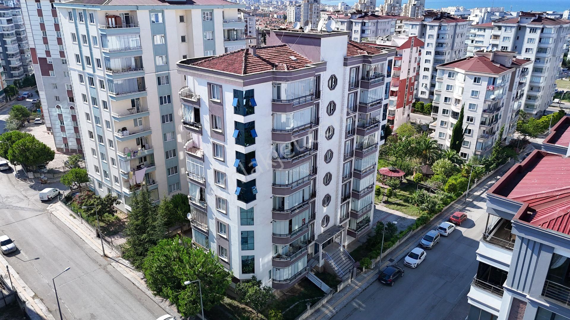 Mevlanada Cağaloğluna 3. Bina Köşe Başı 3+1
