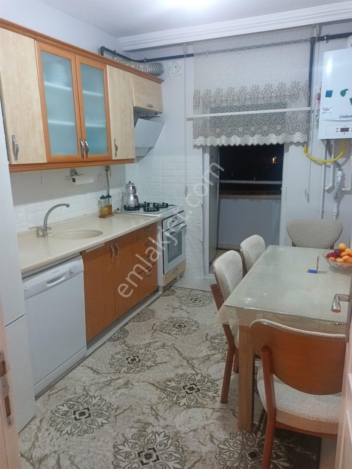 Edremit Yeni Tokide Satılık 3+1 Daire Ğiriş Kat