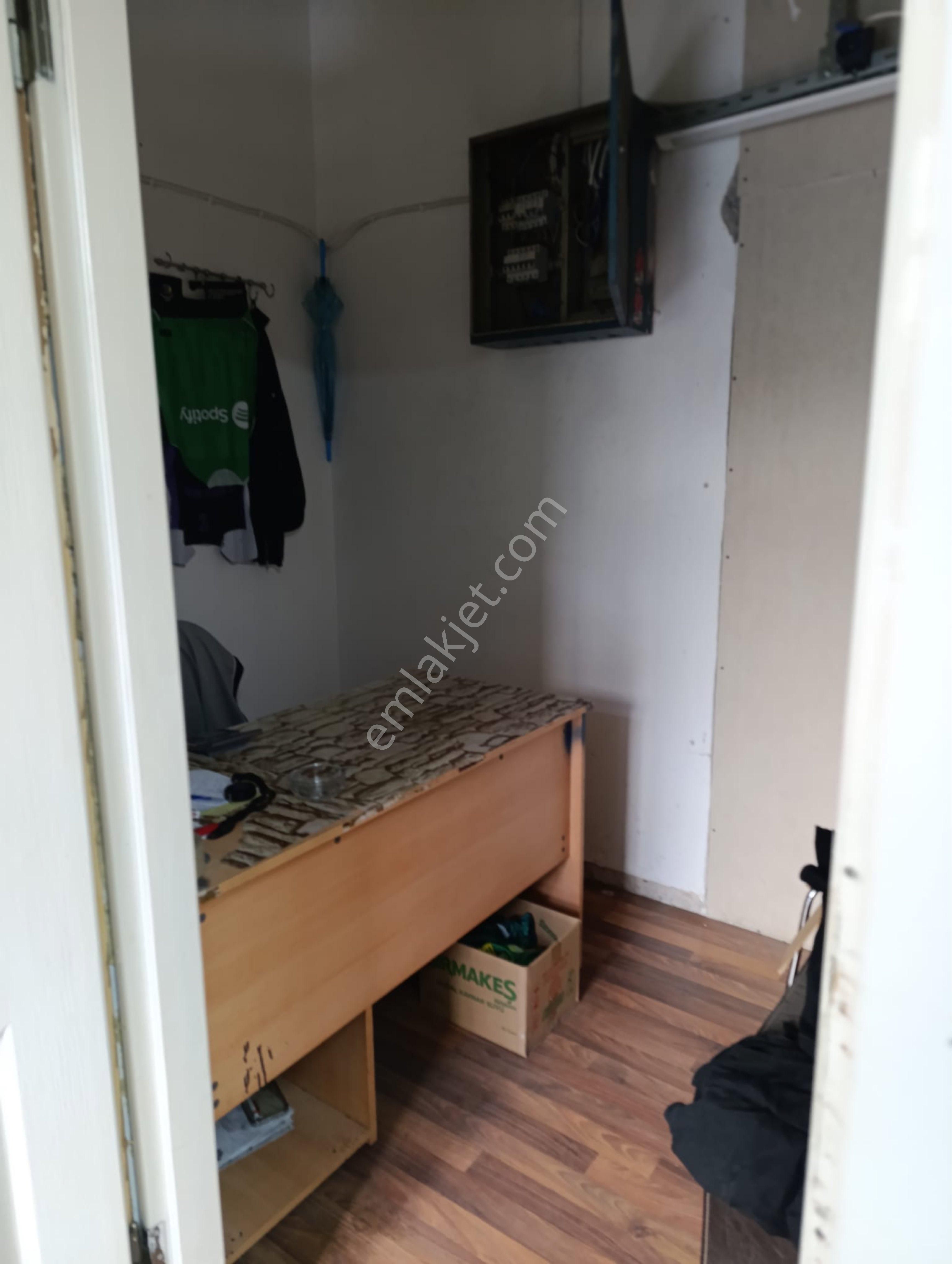 Es Emlaktan Satılık Dükkan - Görsel 2