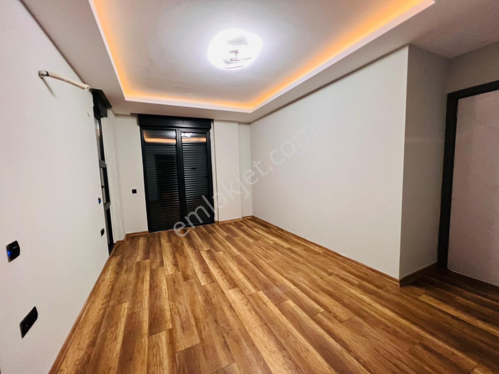 Kuşadası Davutlar’da Tek Müstakil Özel Havuzlu Satılık 3+1 Yazlık - Görsel 22