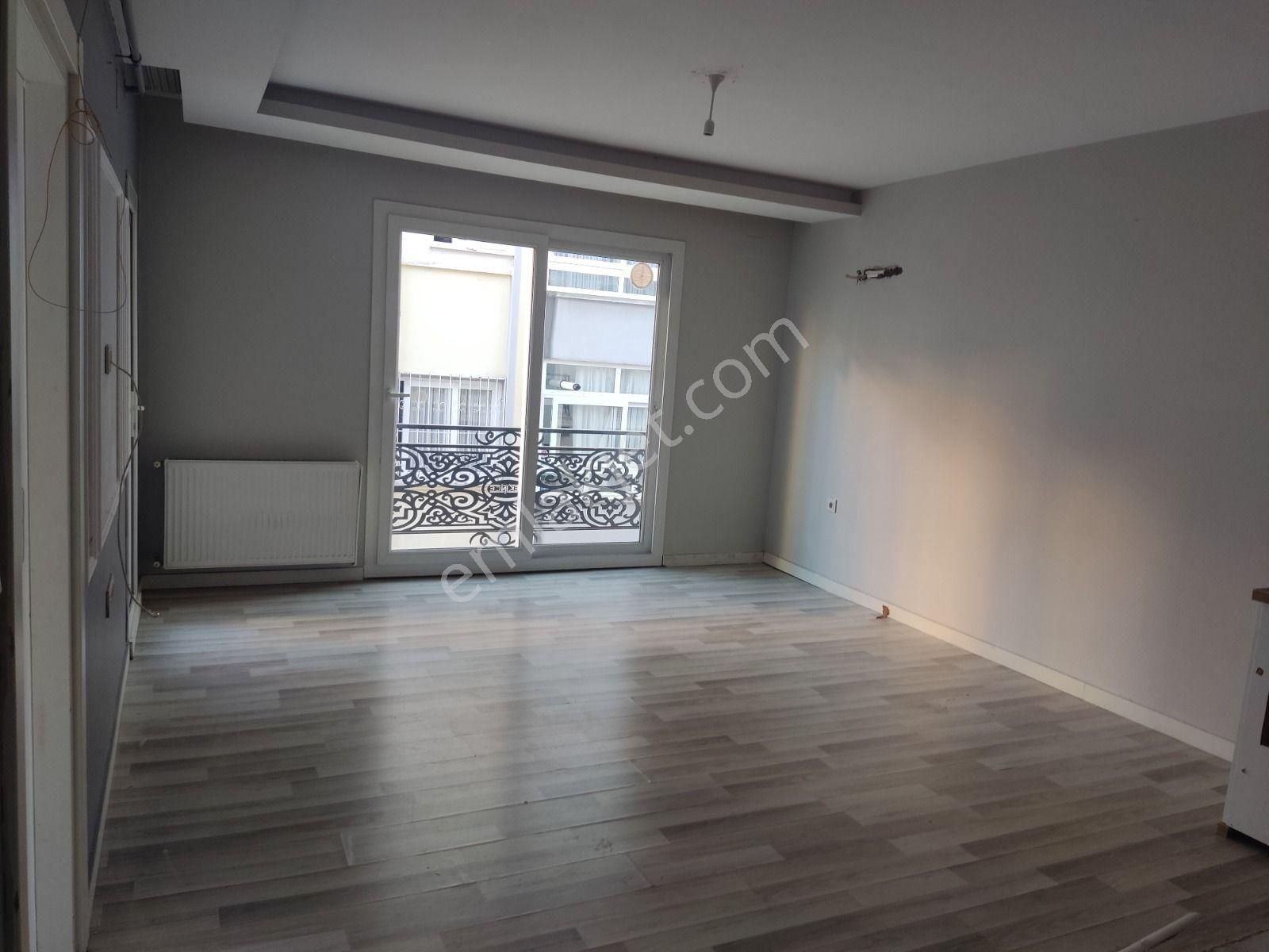 Nw Hürriyet Mah. Site İçi D. Gazlı 2+1 Kiralık Daire - Görsel 2