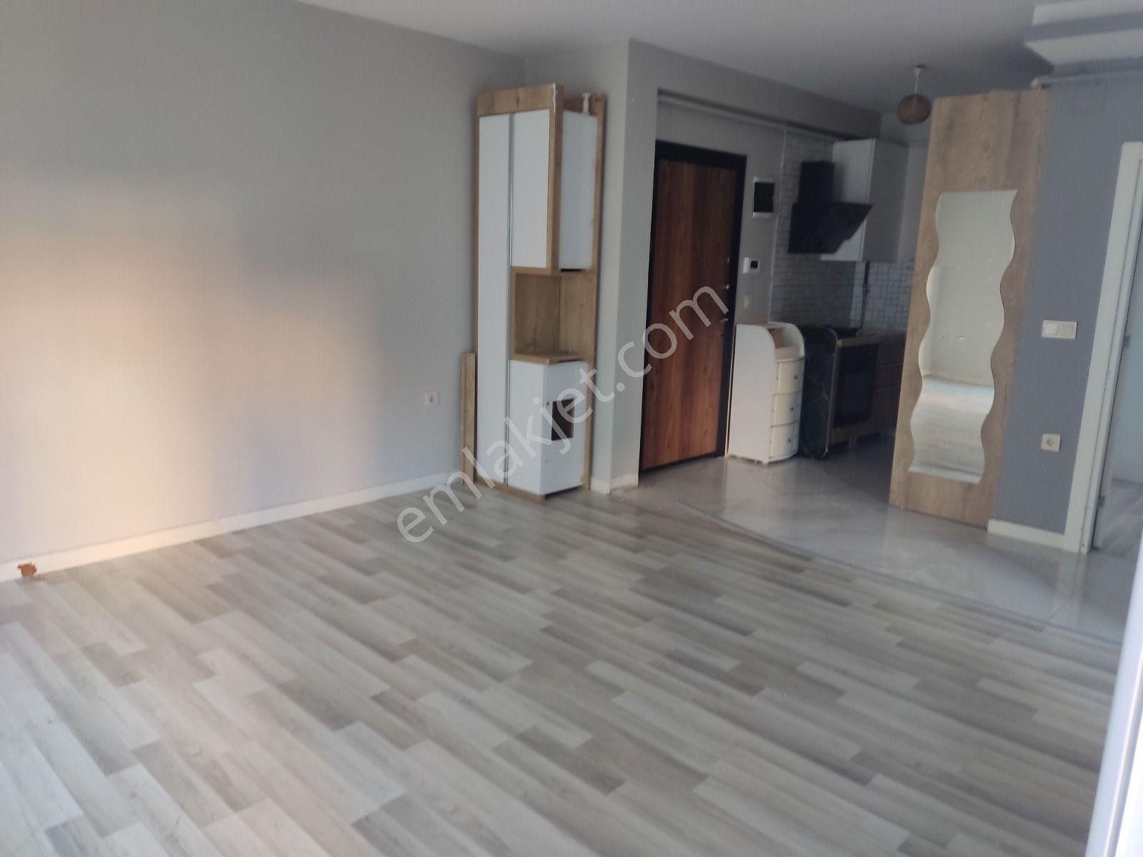Nw Hürriyet Mah. Site İçi D. Gazlı 2+1 Kiralık Daire