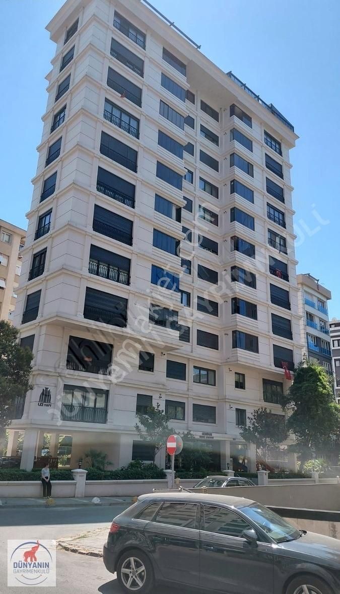 Suadiye Halimağa Sokokak`ta Kiralık 4+1 Daire