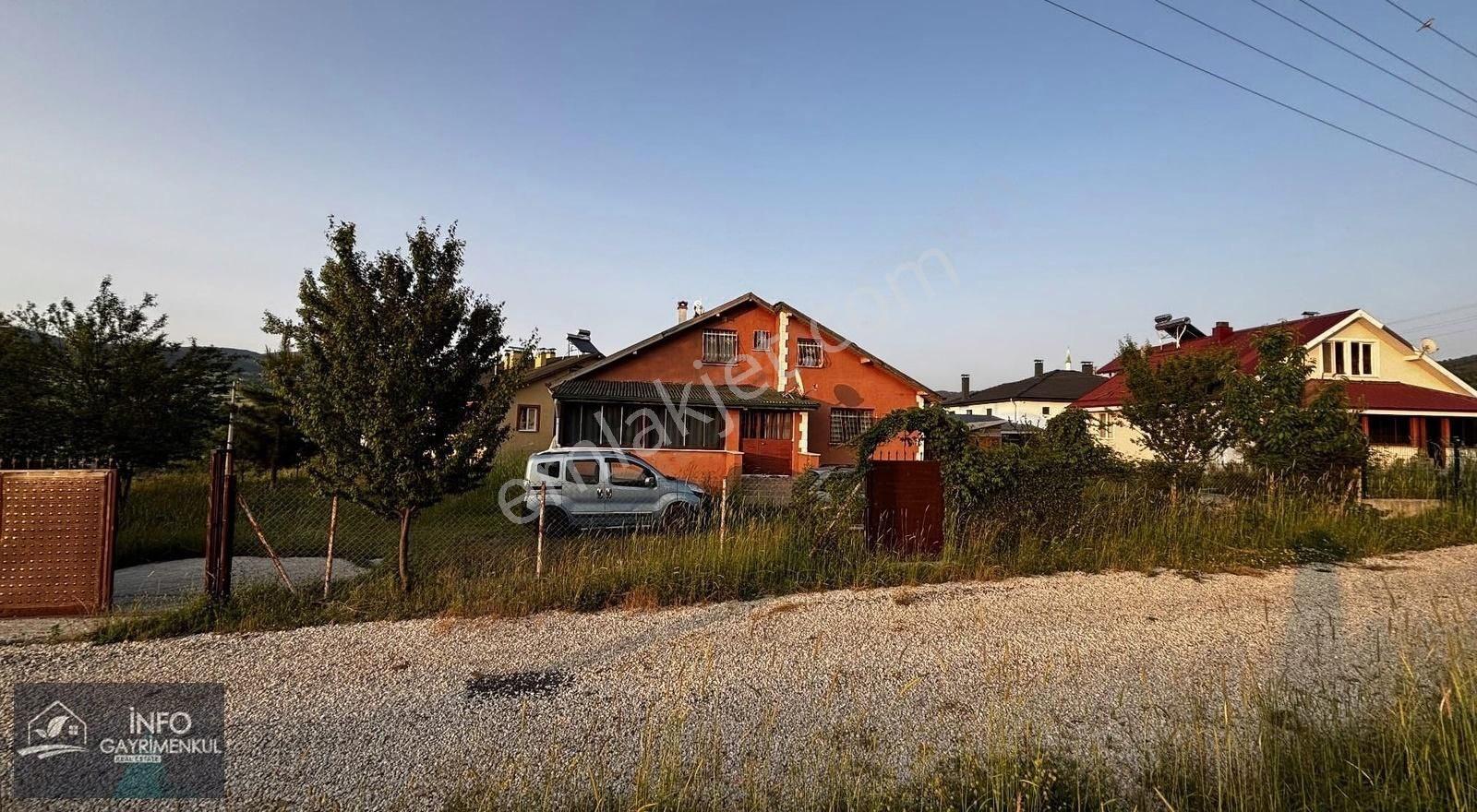 İnfo Gayrimenkul Satılık Villa 782 M2 Arsa Sı Var 6+1 Mustakil - Görsel 4