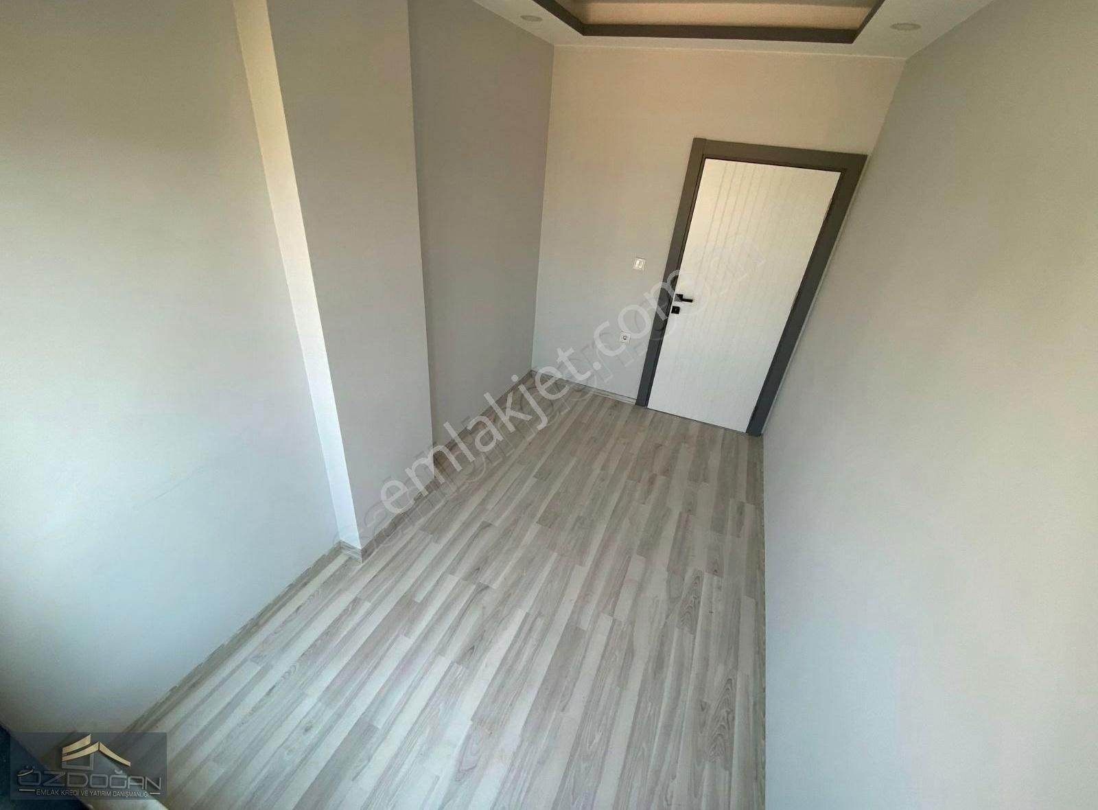 2+1 Sıfır Herşey Ayrı Ebeveyn Banyo Asansörlü Cadde Üstü Satılık - Görsel 11