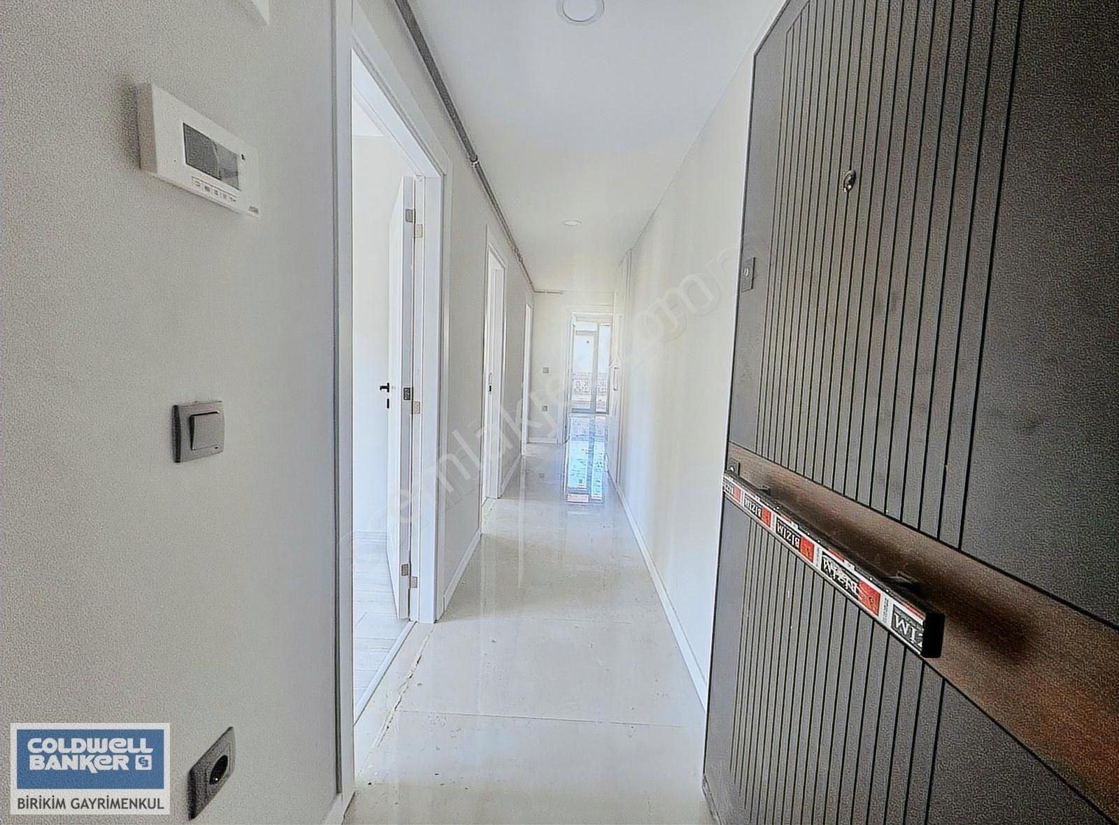 Pendik Bahçelievler Mah 2+1 Kiralık Ara Kat Daire