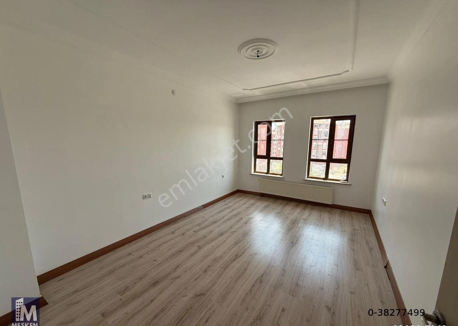 Mesken Emlak'tan 4.tokide Arakat 2+1 Yol Kenarı Satılık Daire