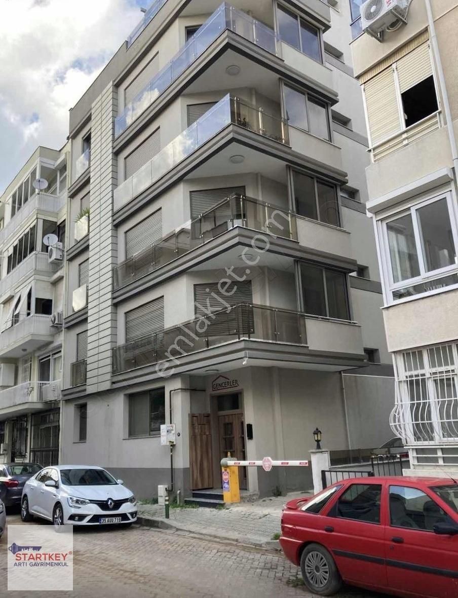 Donanmacı Mahallesinde Kiralık 3+1 Ofis