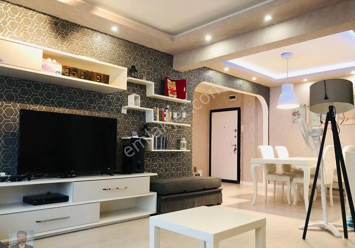 Çankaya Tunalı Hilmi Cad. 4.kat Ful Yapılı Asansörlü 2+1 Satılık