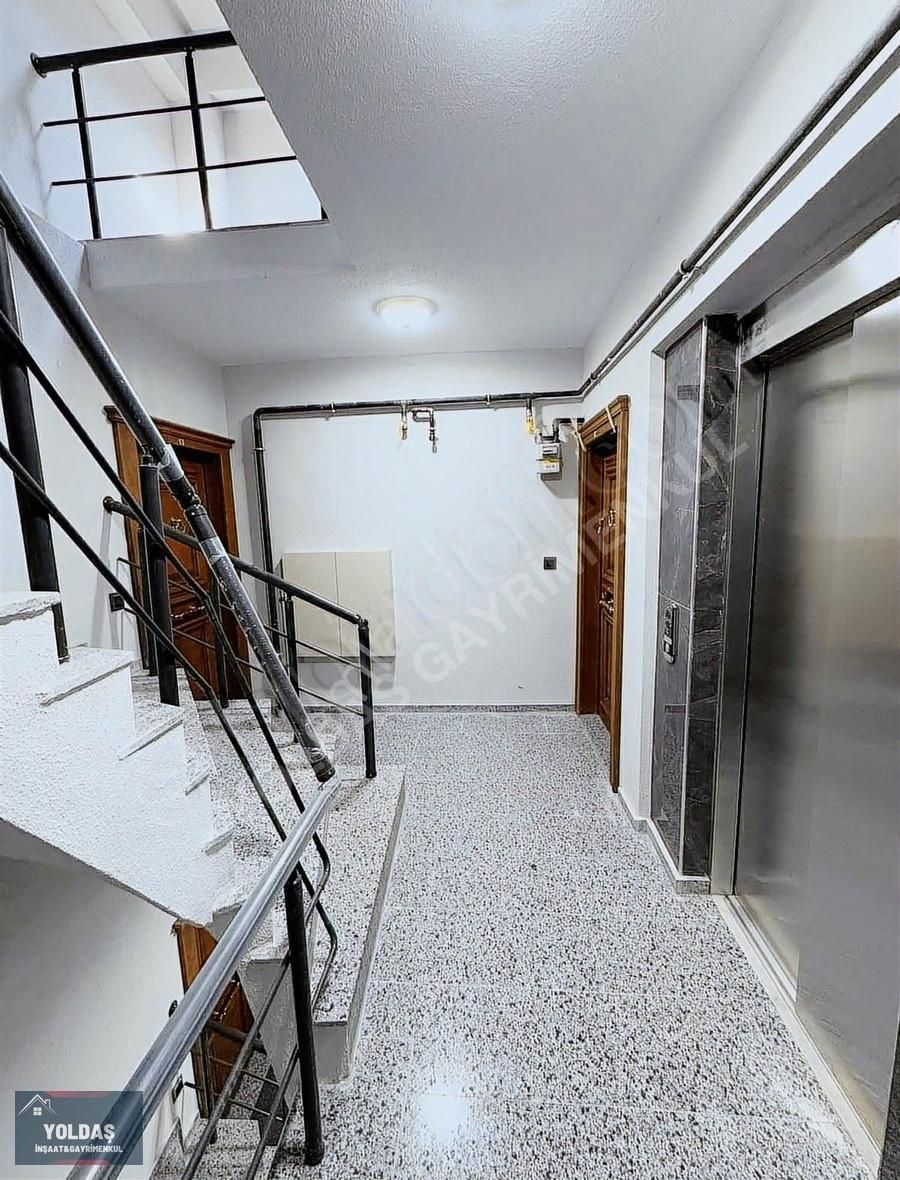 Yoldaş İnşaat'tan Satılık 2+1 100 M2 4.kat (sıfır) Lüx Daire