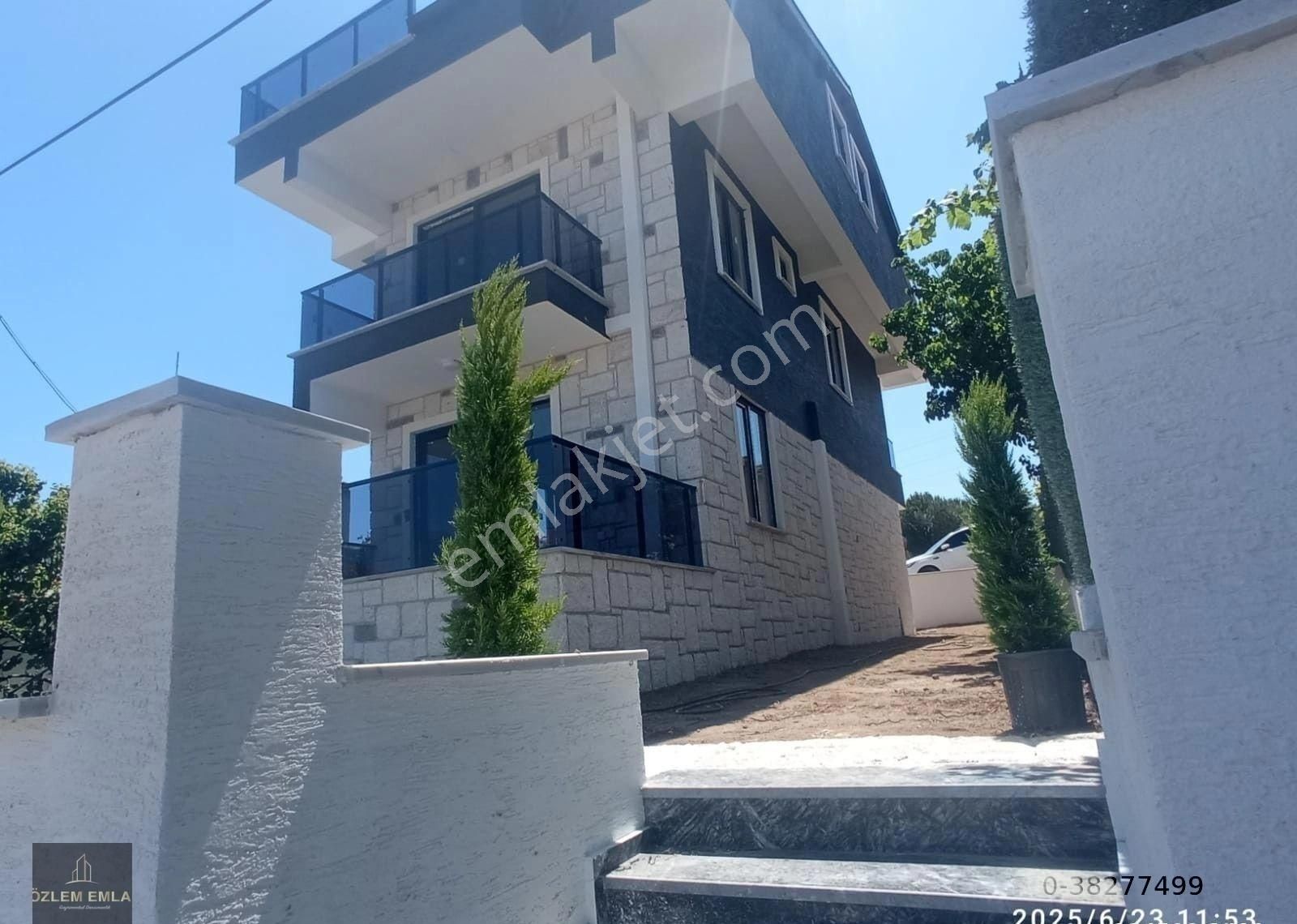 Bandırma Özlem Gayrimenkulden Maramara İncisi Avşa Adasında Satılık Lüx Villa