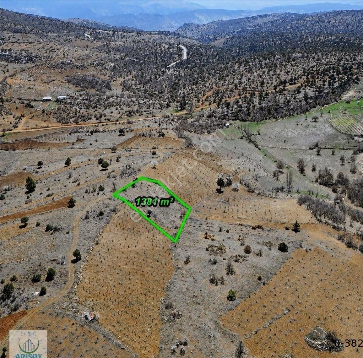 Arısoydan Bozkır Hamzalarda 1381m² Bağ Tapu