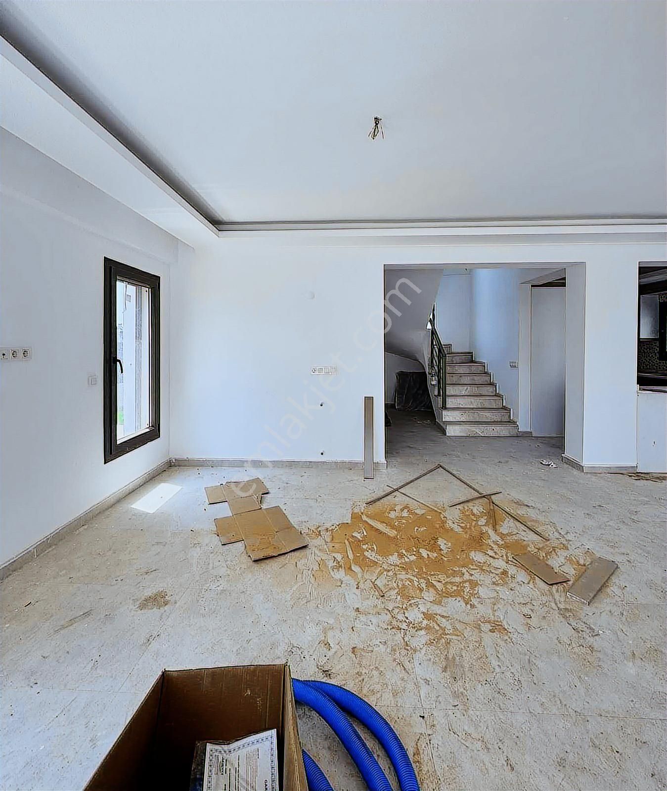 Karagedik Merkaz De 4+1 Müstakil Havuzlu Sıfır Villa Satılık - Görsel 3