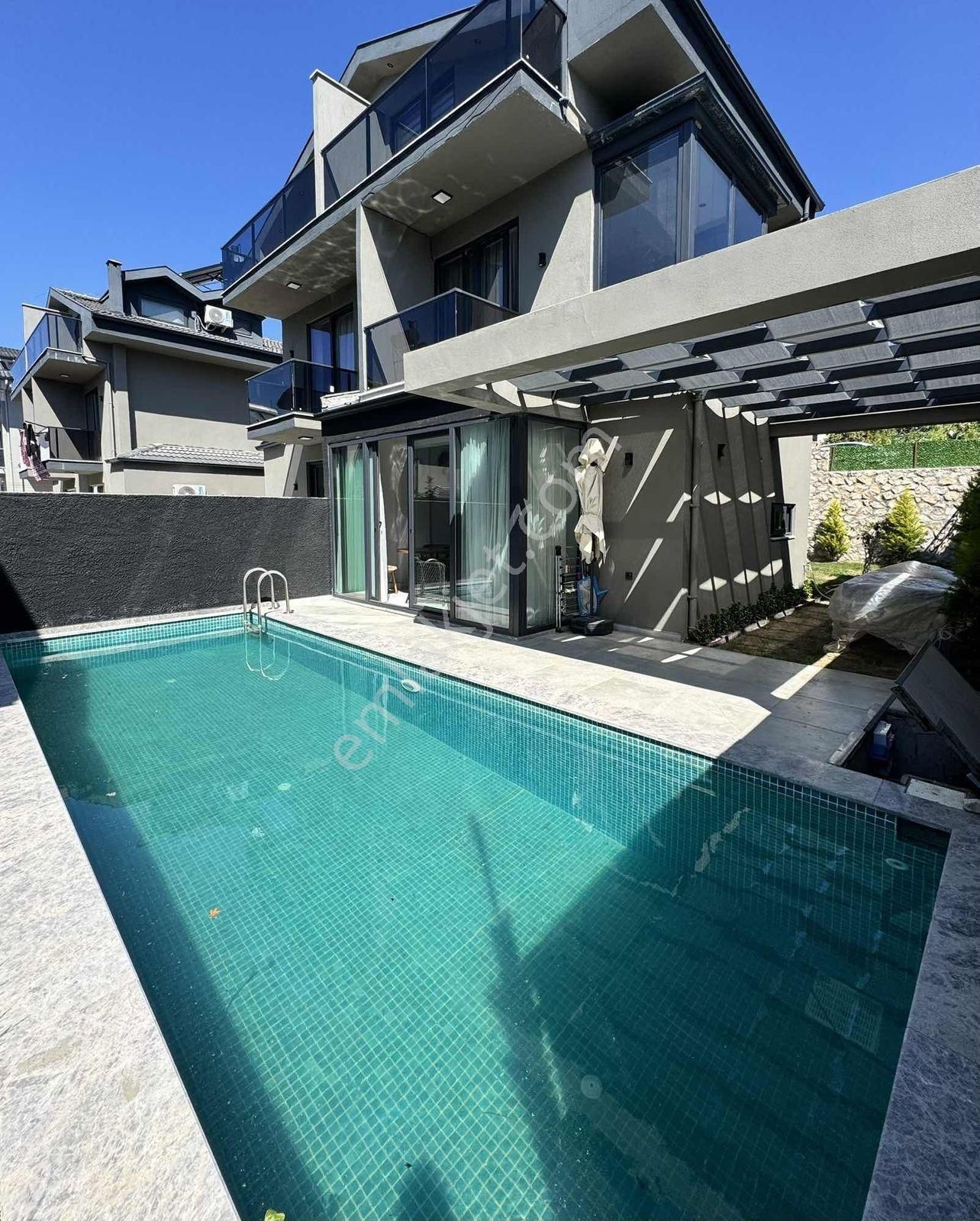 Kargı'da 2+1 Müstakil 140 M2 Tripleks Havuzlu Villa Satılık - Görsel 26