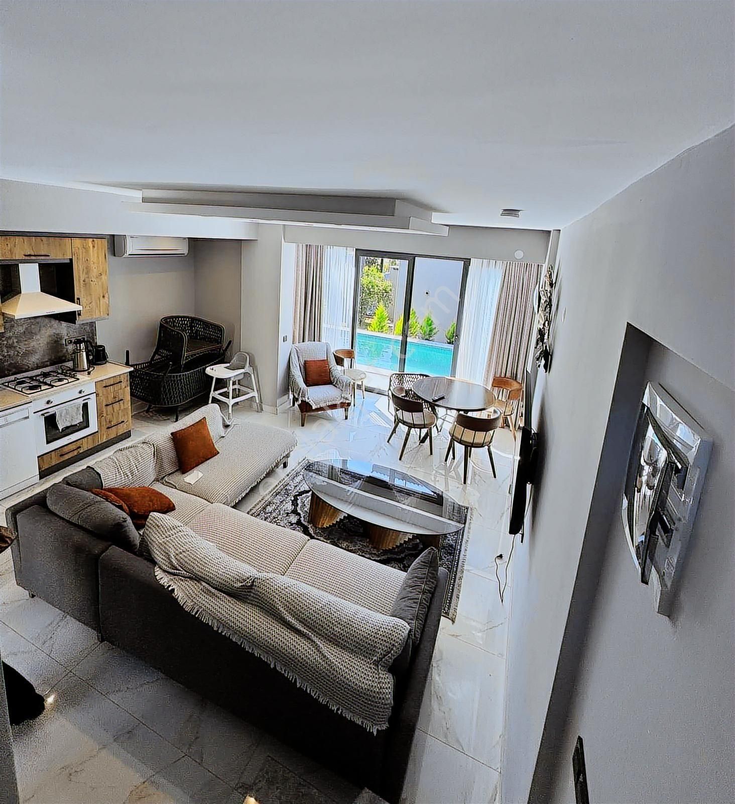 Kargı'da 2+1 Müstakil 140 M2 Tripleks Havuzlu Villa Satılık - Görsel 2