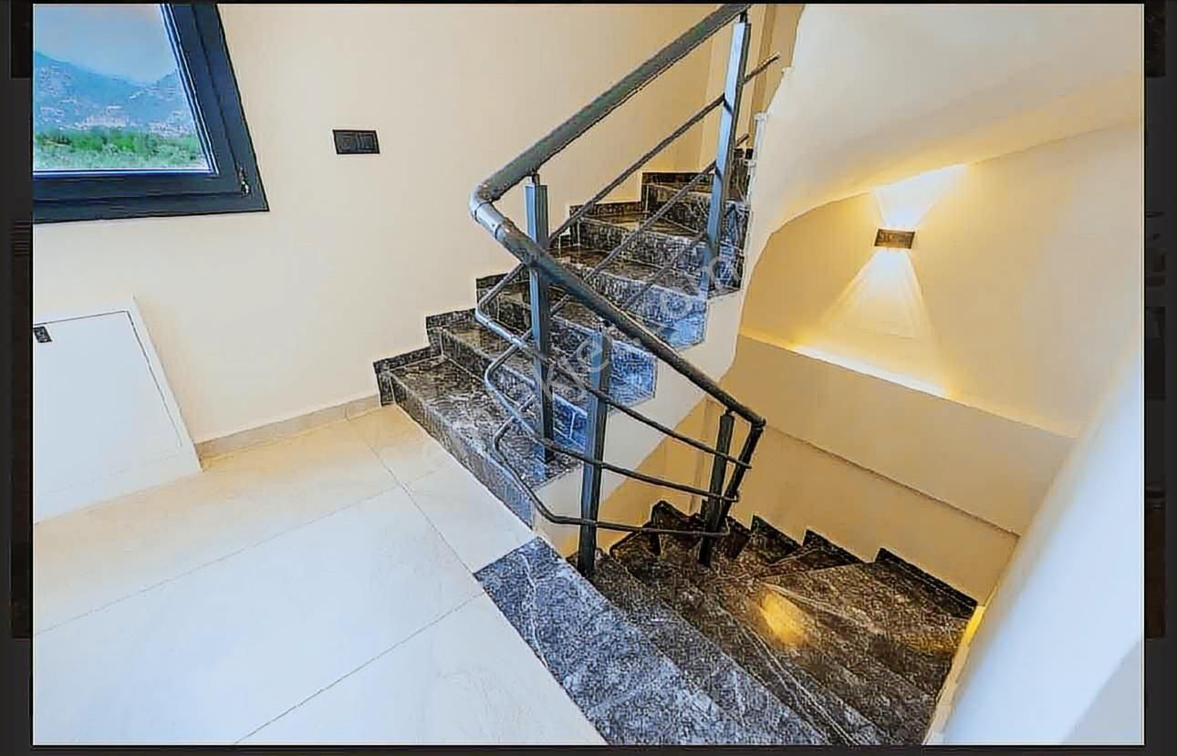 Yeşilüzümlü'de 300 M2 Arsa Payı 4+1 Müstakil Villa Satılık - Görsel 20