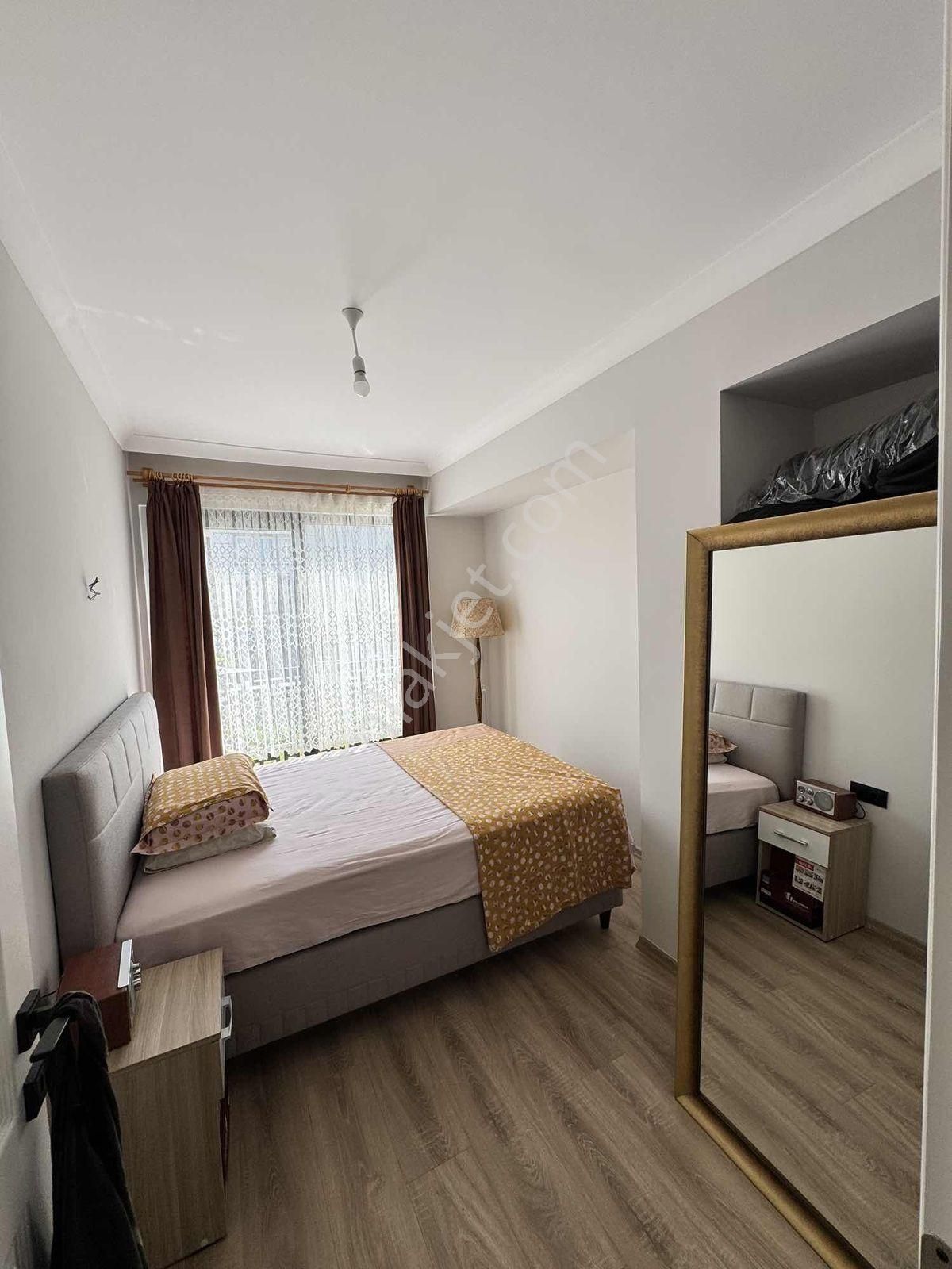Cami Mahallesinde Müstakil Girişli Bahçeli 2+1 Satılık Daire - Görsel 3