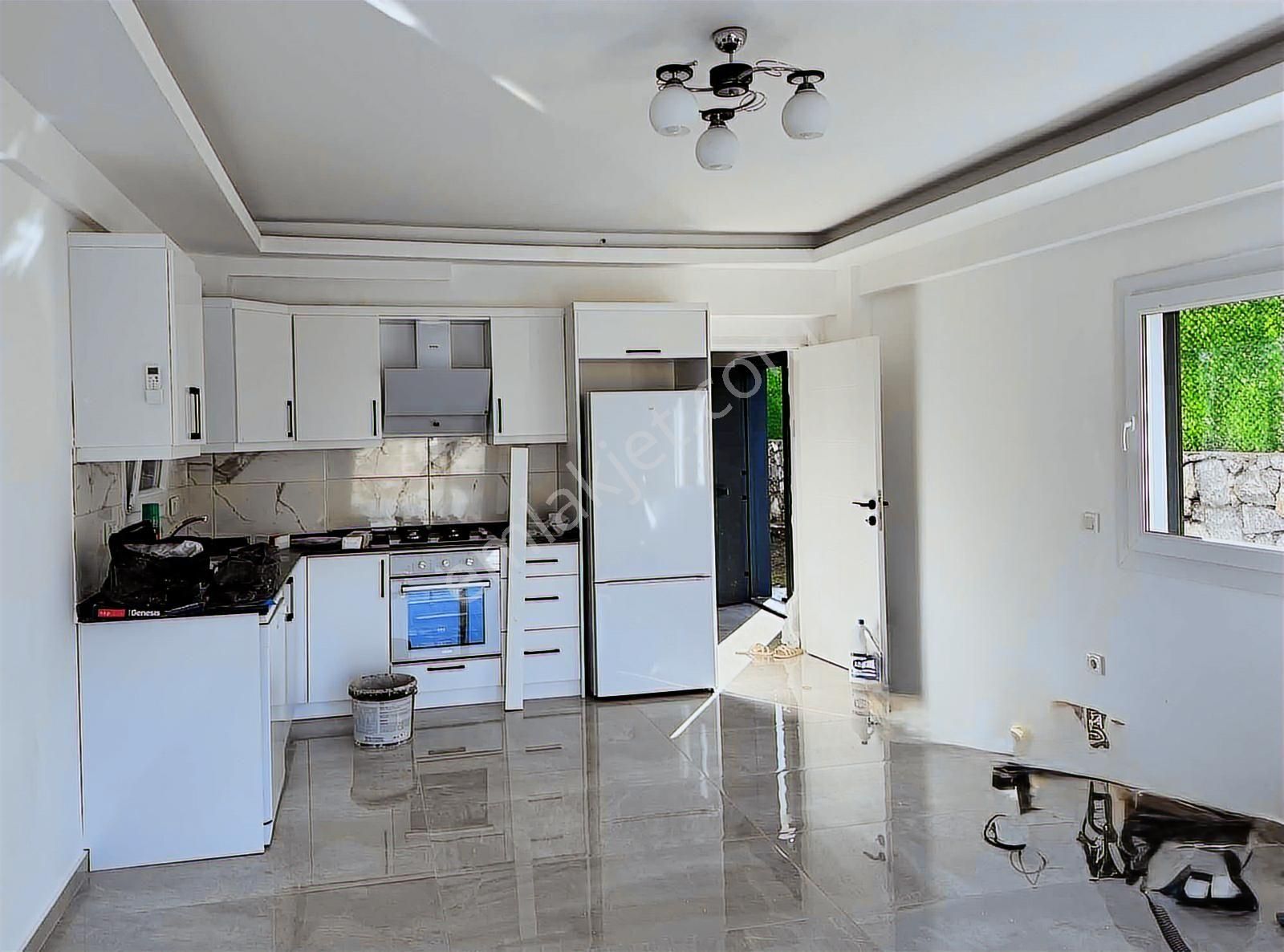 Yeşilüzümlü'de 277 M2 Arsa İçerisinde 4+1 Satılık Villa - Görsel 5