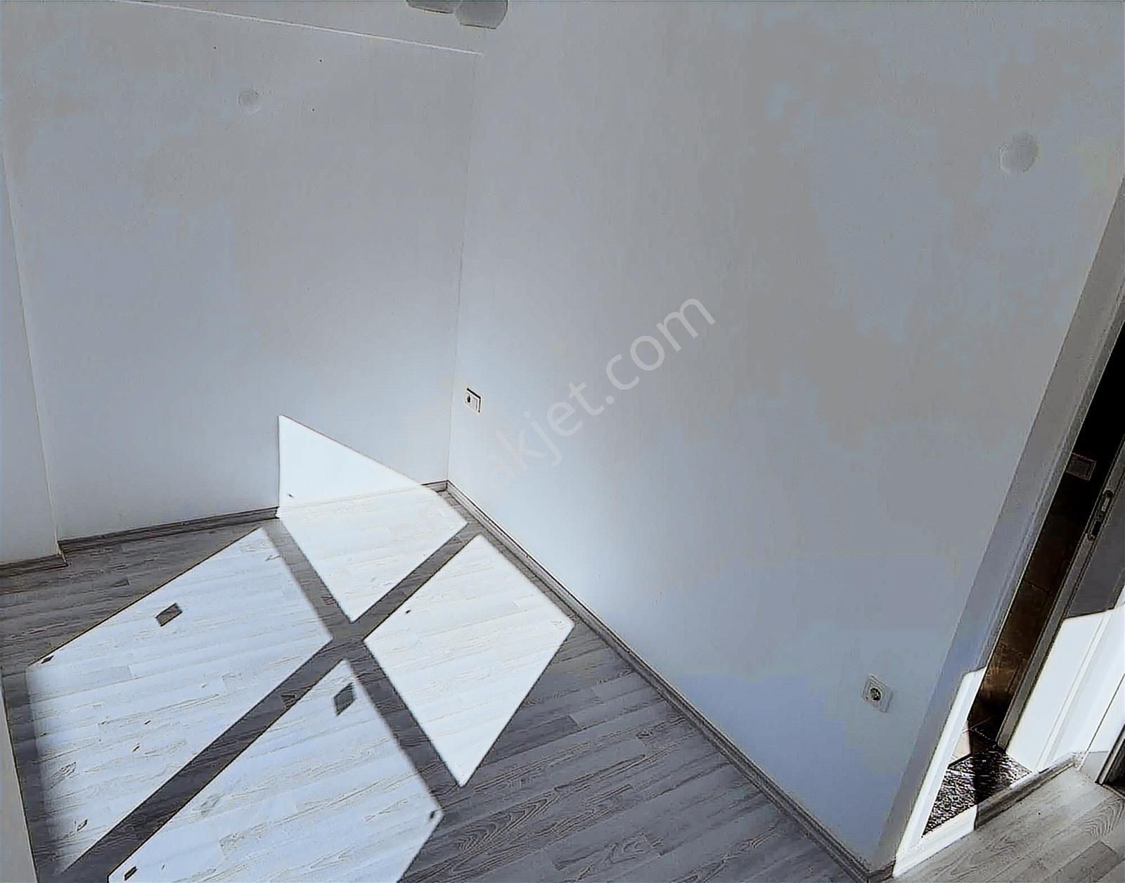 Yeşilüzümlü'de 277 M2 Arsa İçerisinde 4+1 Satılık Villa - Görsel 11