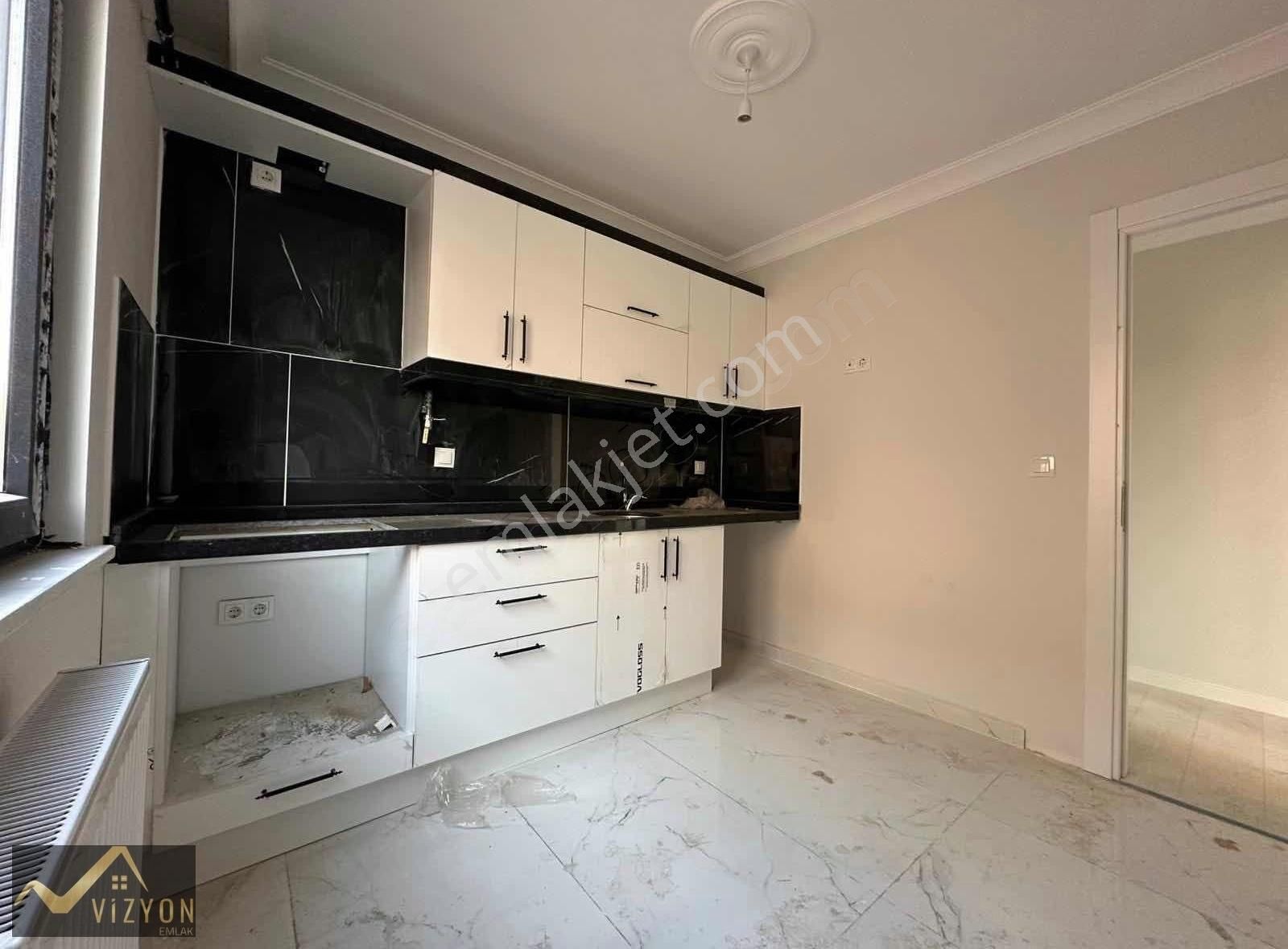 Piri Reiste Kaçırılmayacak Fırsat! Yüksek Giriş 2+1 85 M² - Görsel 2