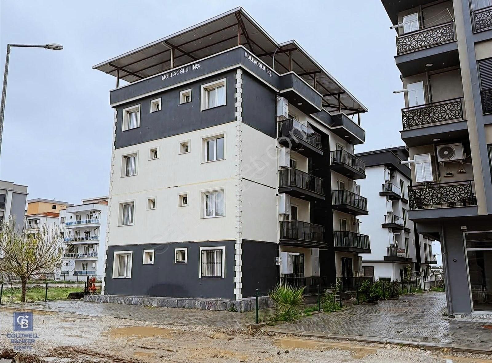 Menemen Seyrek'te 1+1 Satılık Daire Ful Eşyalı