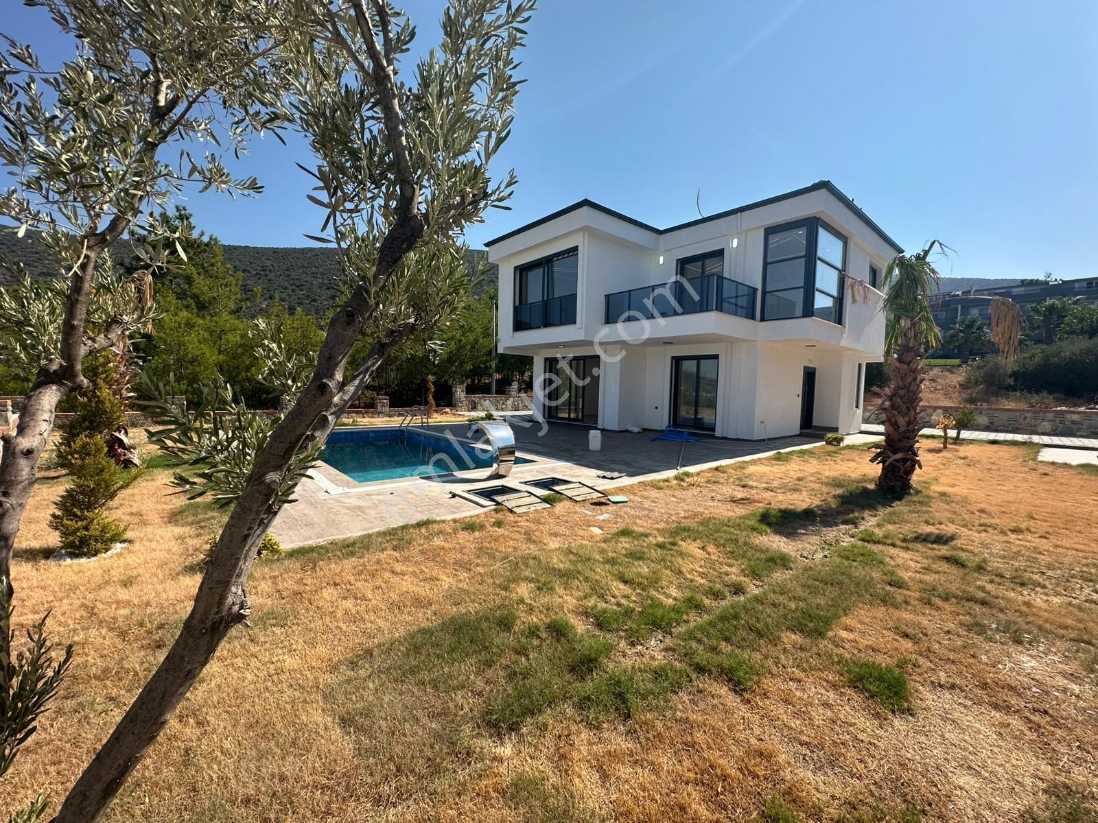 Denize Yakın 4+1 Akıllı Villa Akbükün En Güzel Konumunda