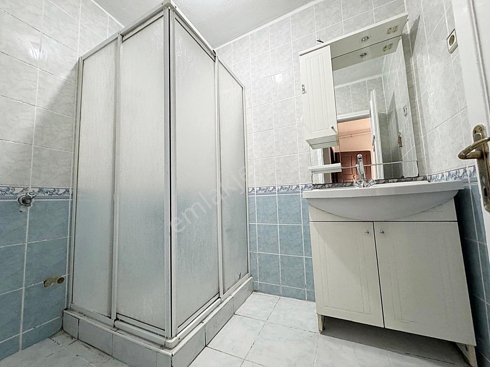 Emsalsiz Sanatoryum Caddesi Üzerinde 2+1 Giriş Kat Full Yapılı - Görsel 14